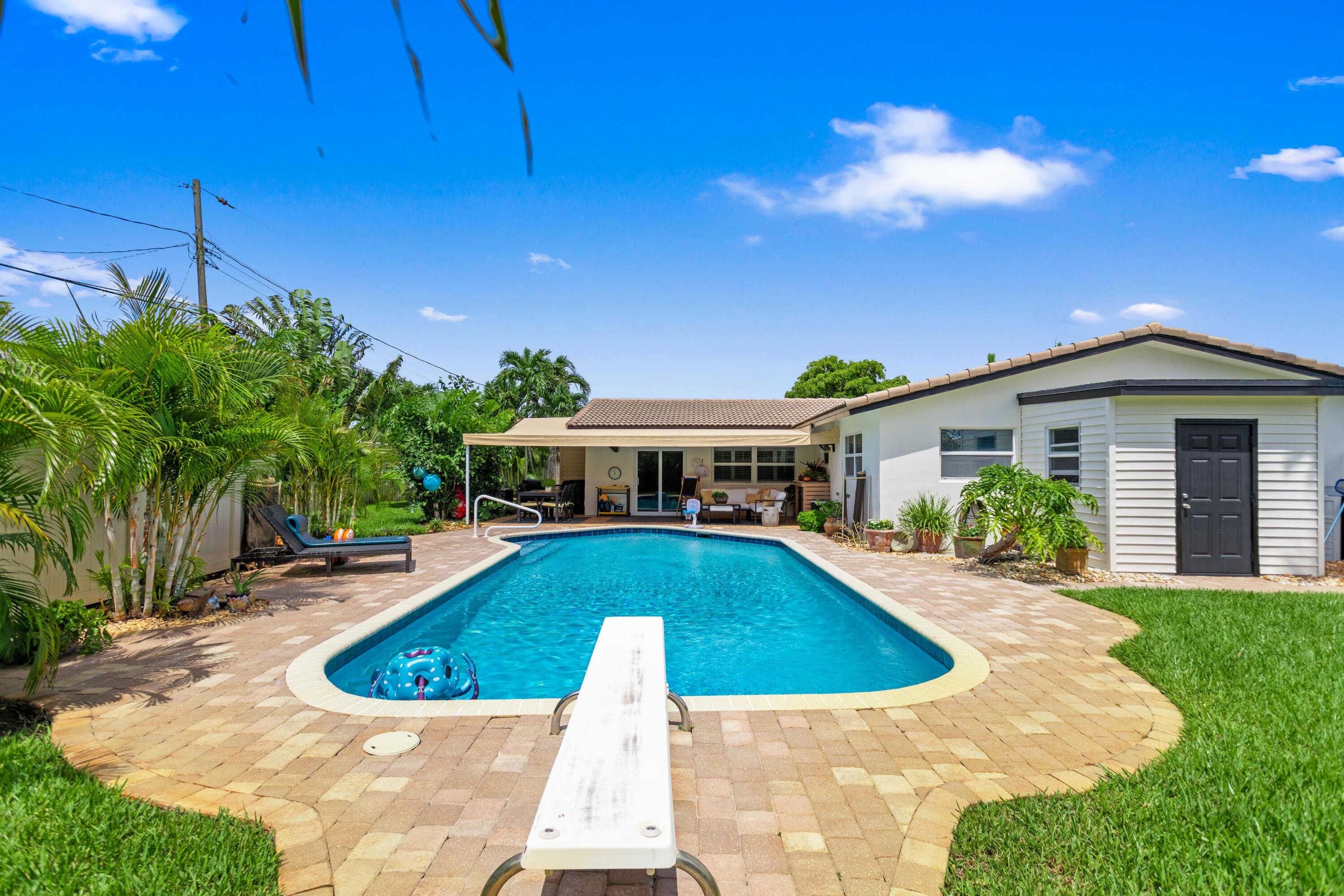 1420 NE 42nd Court, Oakland Park, FL 33334, Oakland Park - Photo 2