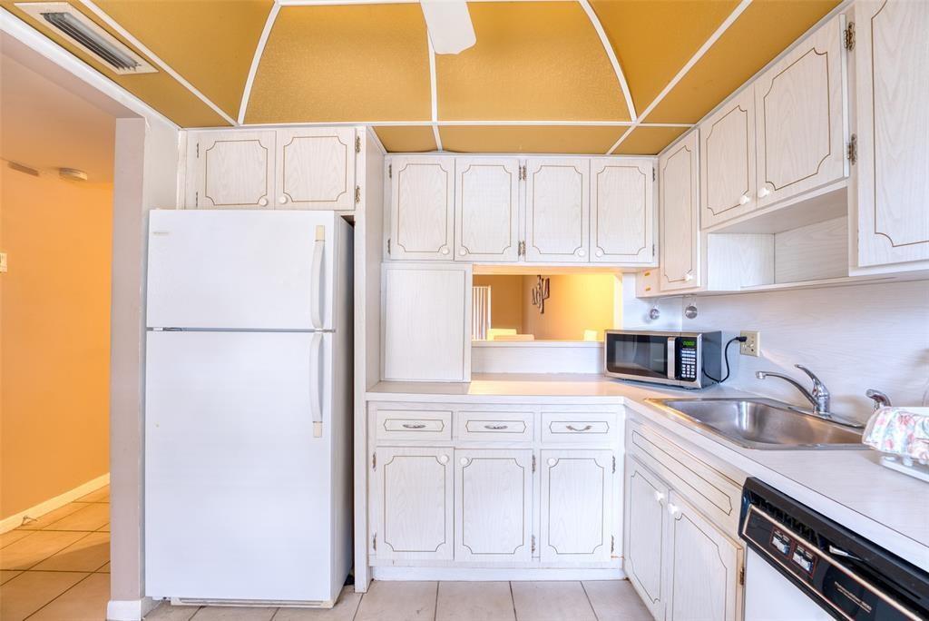 4700 Washington Street 105, Hollywood, FL 33021, Hollywood - Photo 4