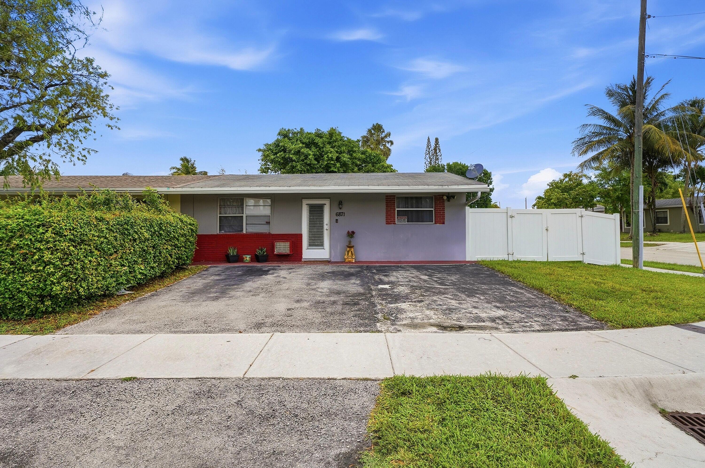6871 SW 16th Court, North Lauderdale, FL 33068, North Lauderdale - Photo 2