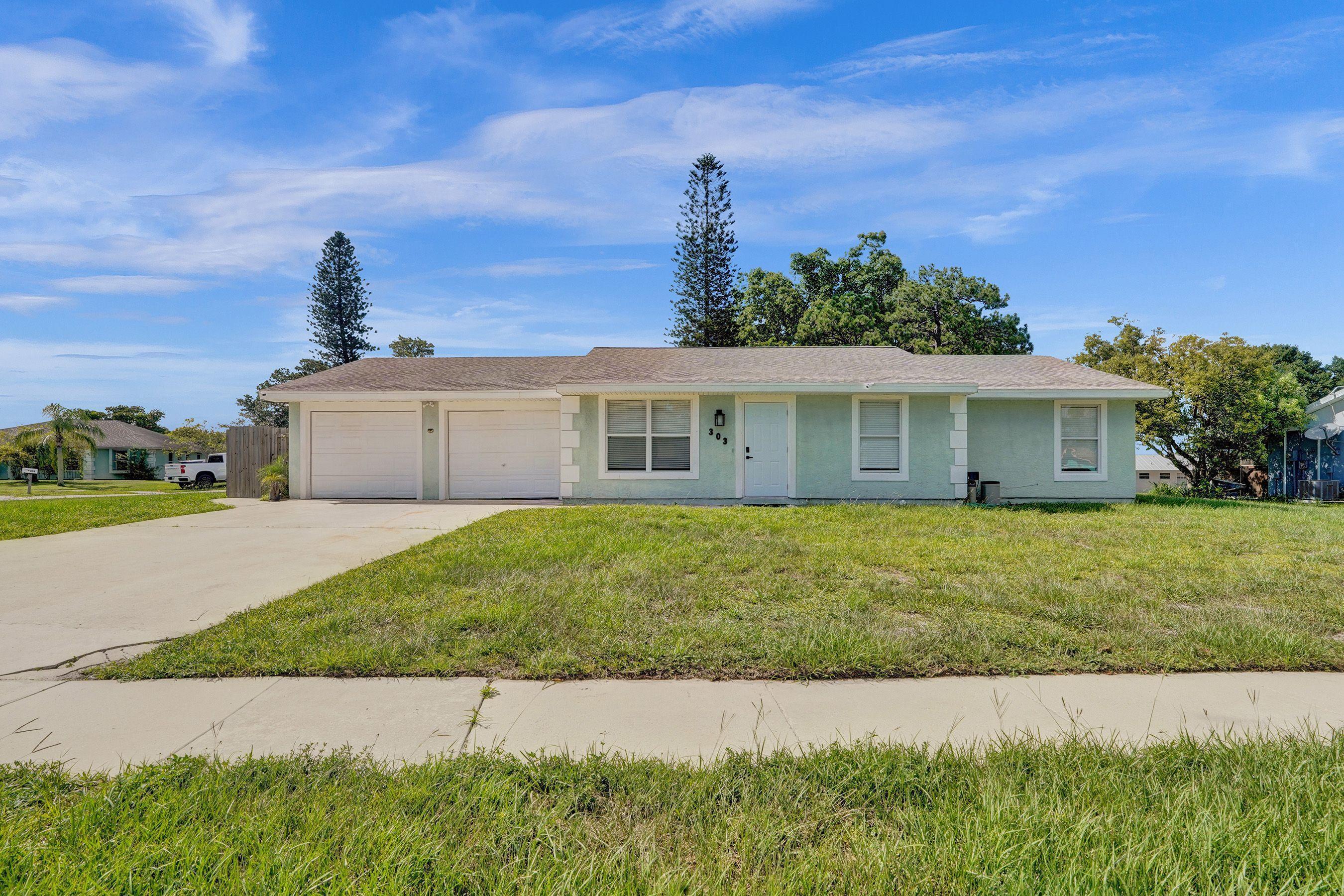 303 NE Solida Circle, Port St. Lucie, FL 34983, Port St. Lucie