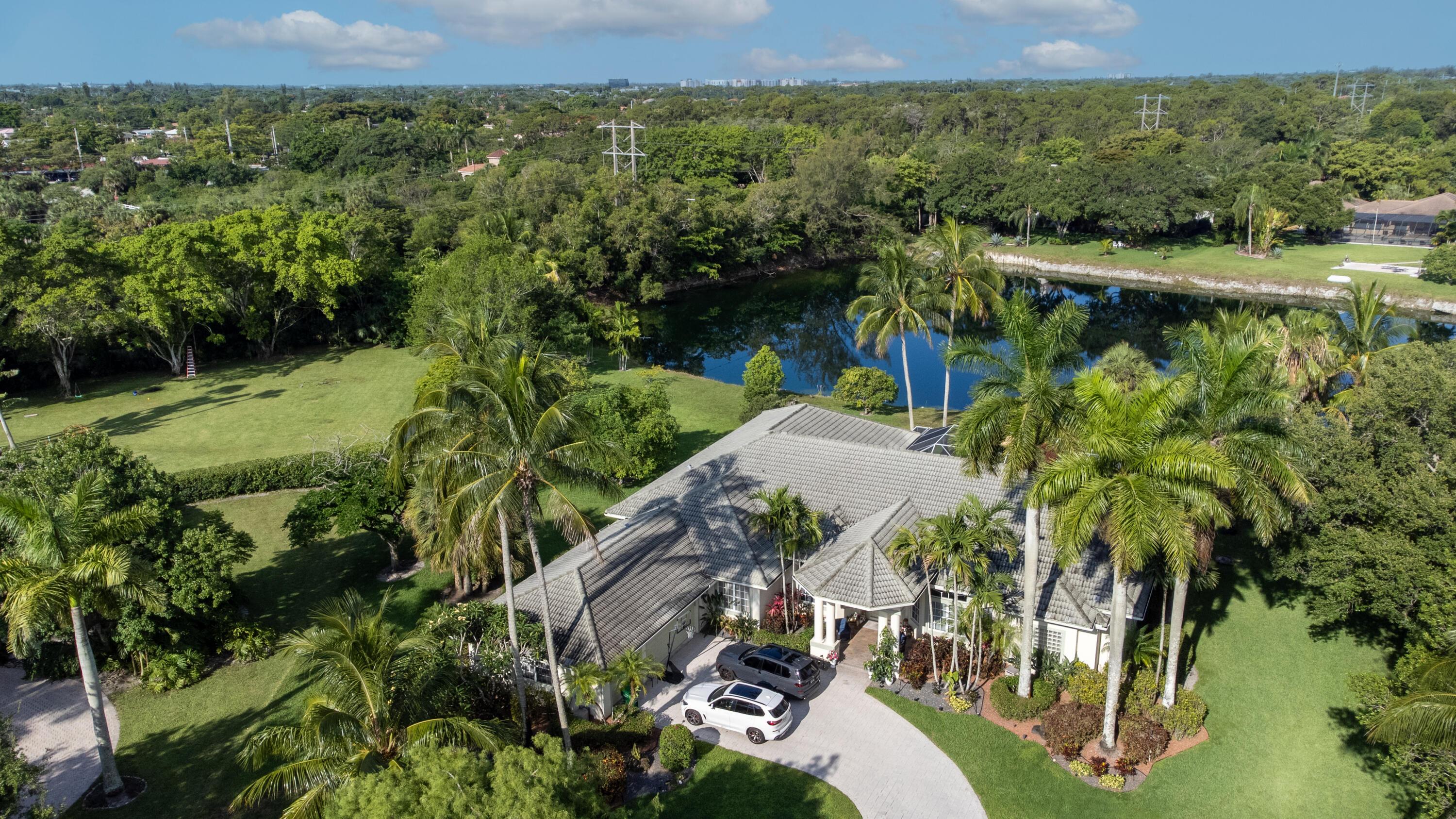7724 NW 47th Drive, Coral Springs, FL 33067, Coral Springs - Photo 3