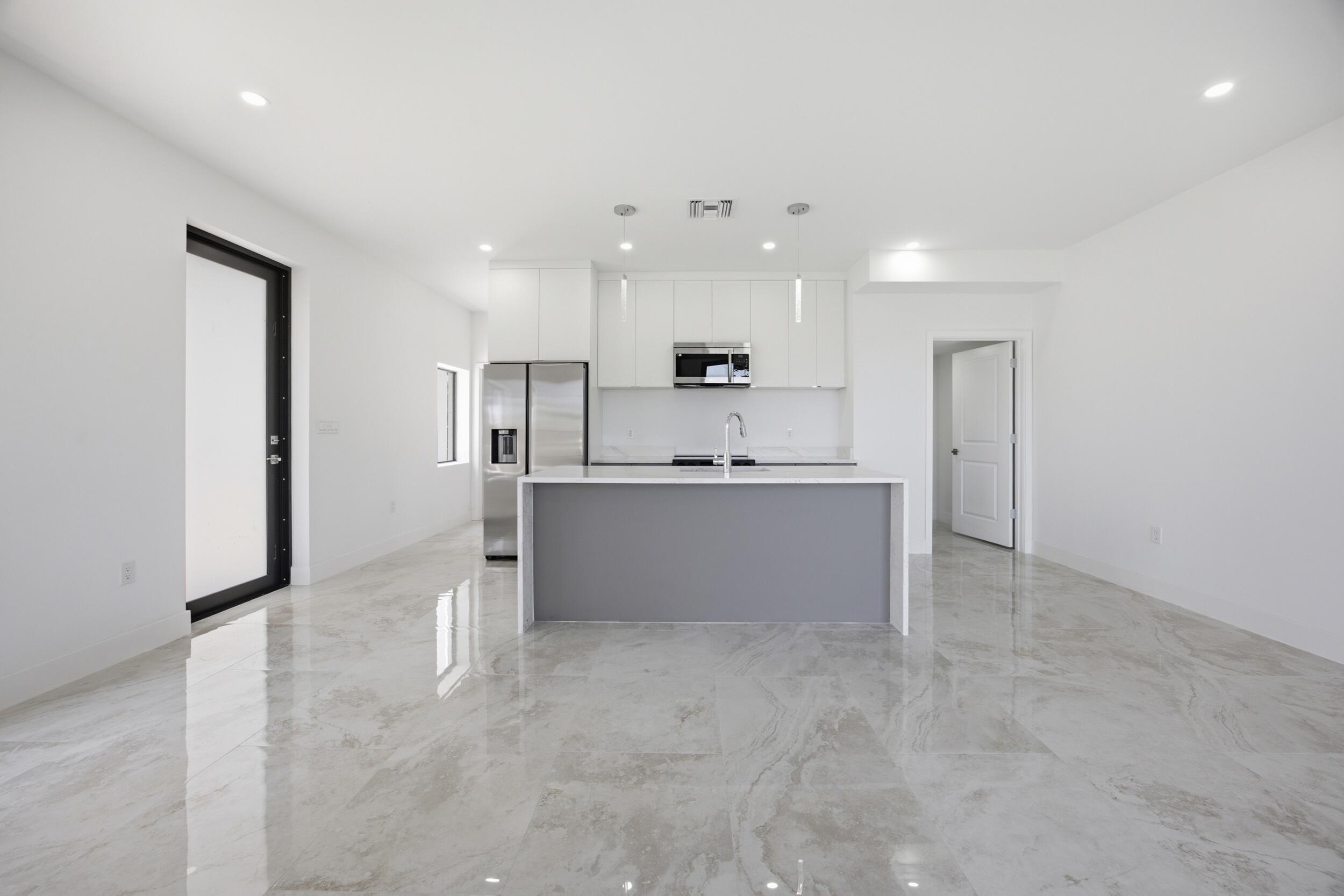 1542 NW 1st Avenue, Pompano Beach, FL 33060, Pompano Beach - Photo 5