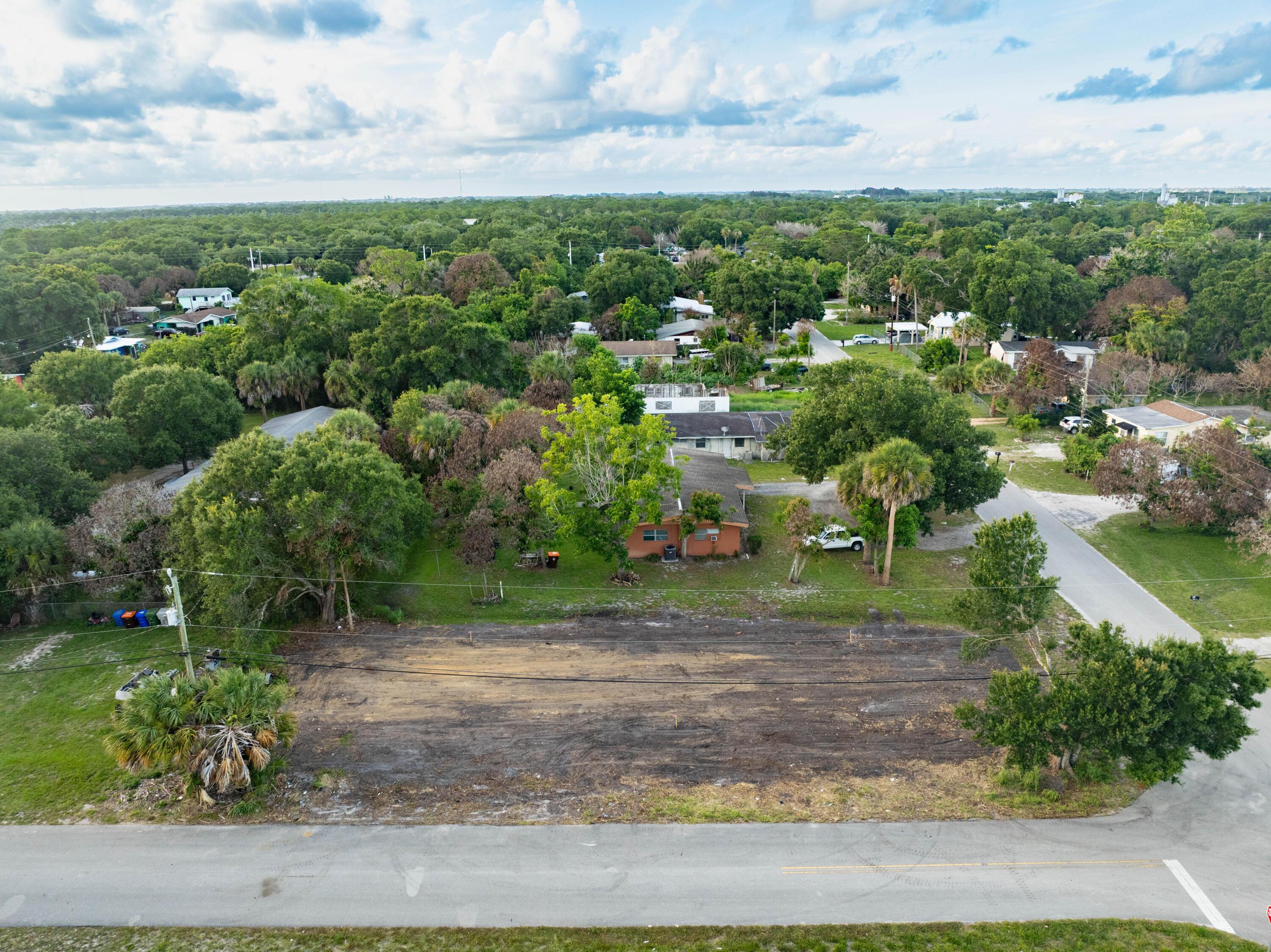4805 34th Avenue, Vero Beach, FL 32967, Vero Beach - Photo 5