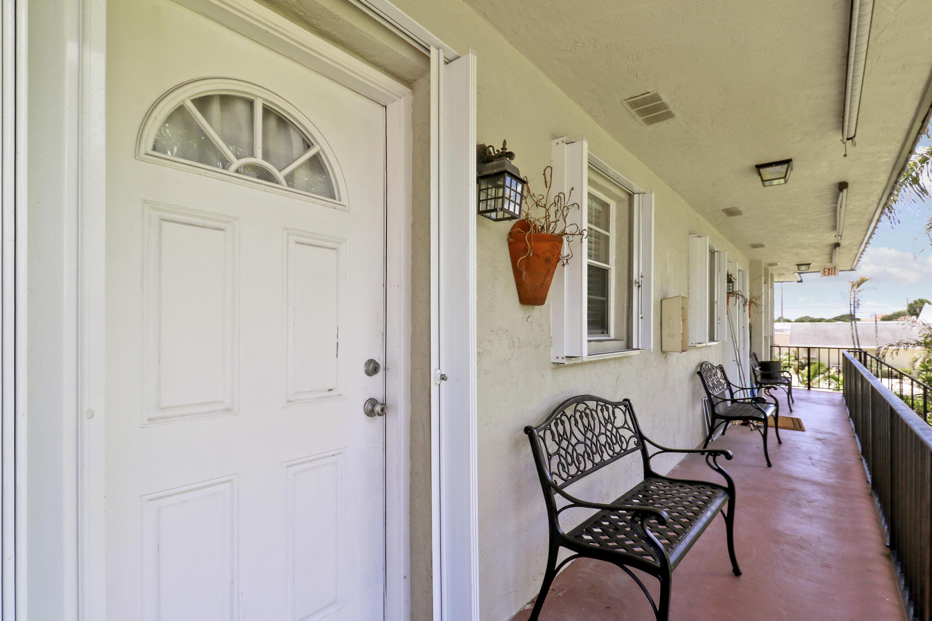 400 Fern Street 1c, Jupiter, FL 33458, Jupiter - Photo 5