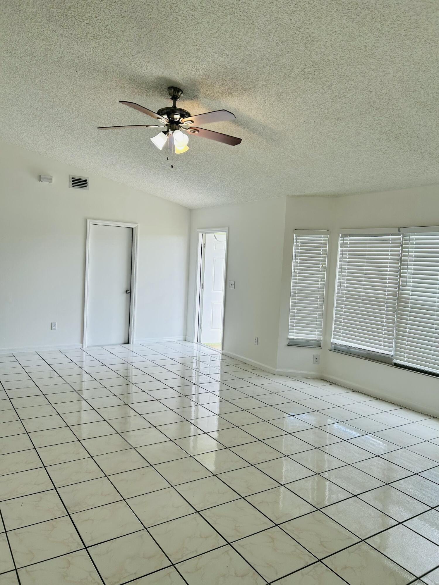 367 SW Donna Terrace, Port St. Lucie, FL 34984, Port St. Lucie - Photo 3