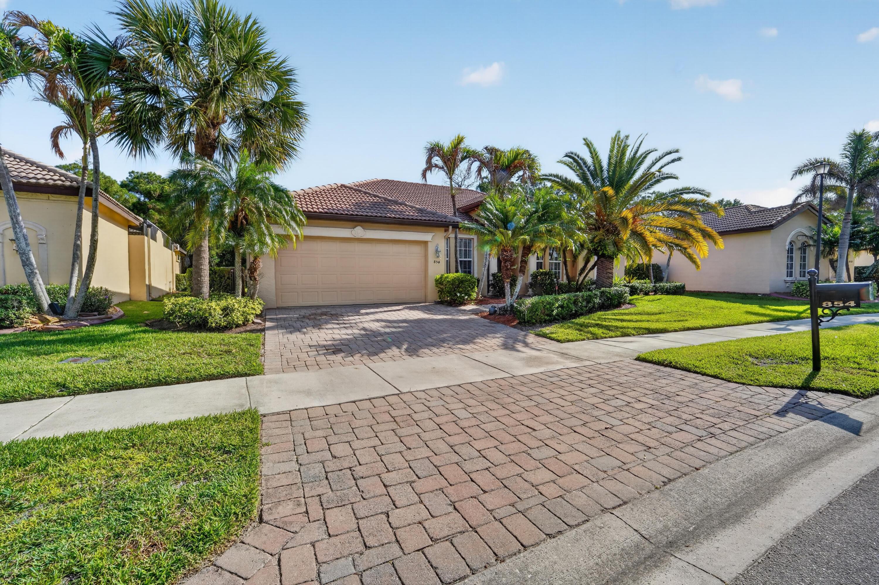 854 SW St Tropez Court, Port St. Lucie, FL 34986, Port St. Lucie - Photo 2