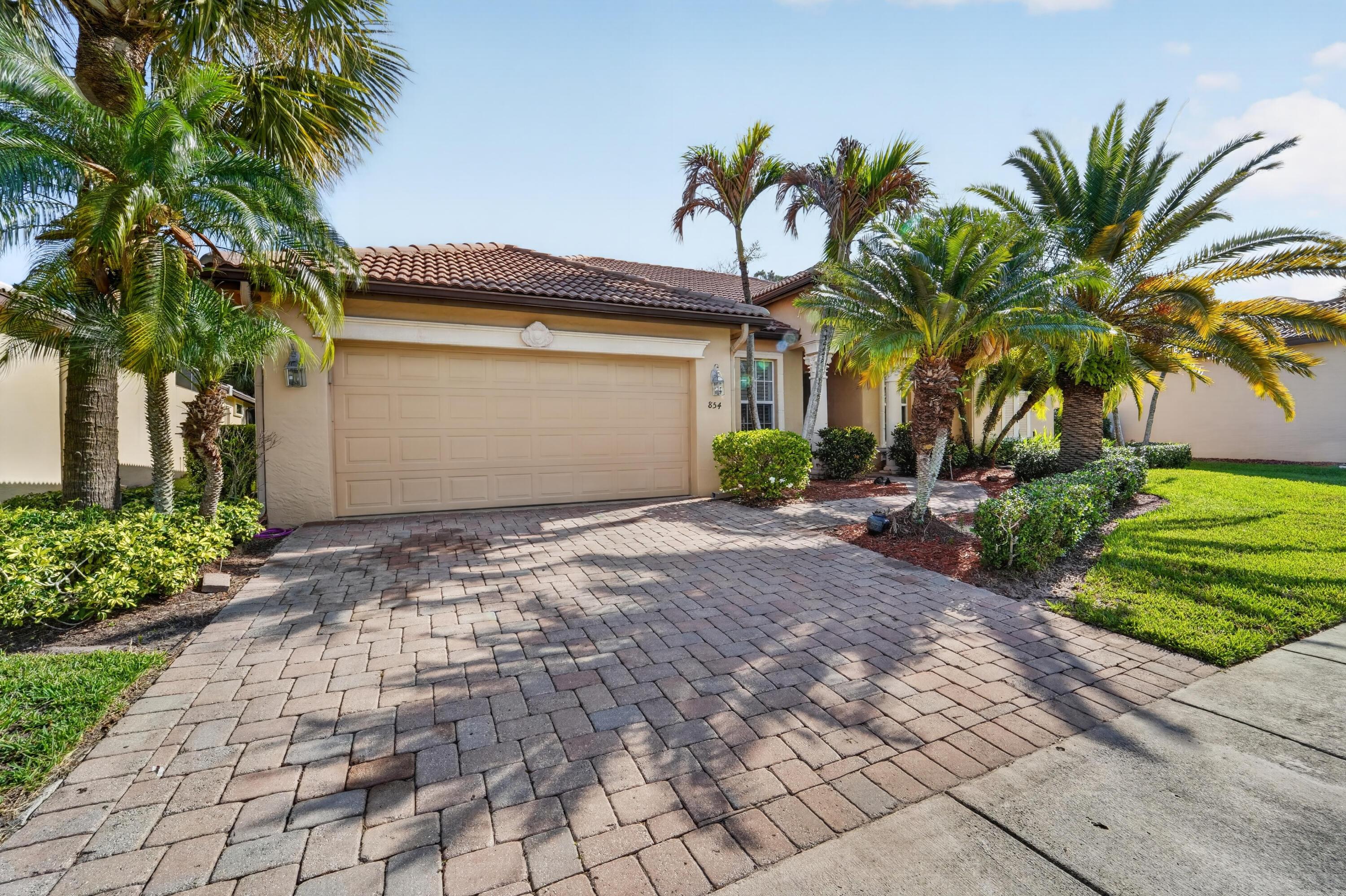 854 SW St Tropez Court, Port St. Lucie, FL 34986, Port St. Lucie - Photo 4