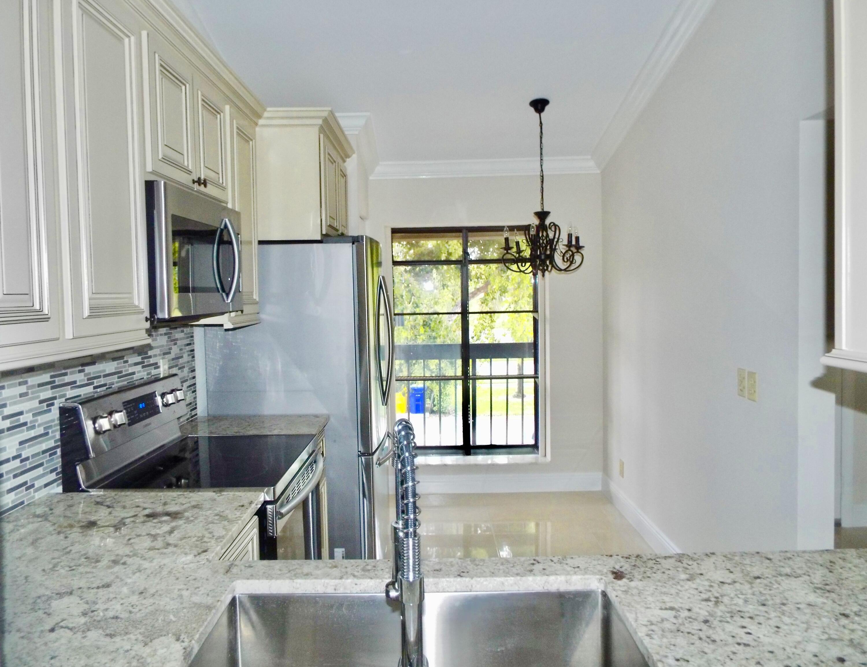 3350 Perimeter Drive 1323, Greenacres, FL 33467, Greenacres - Photo 3