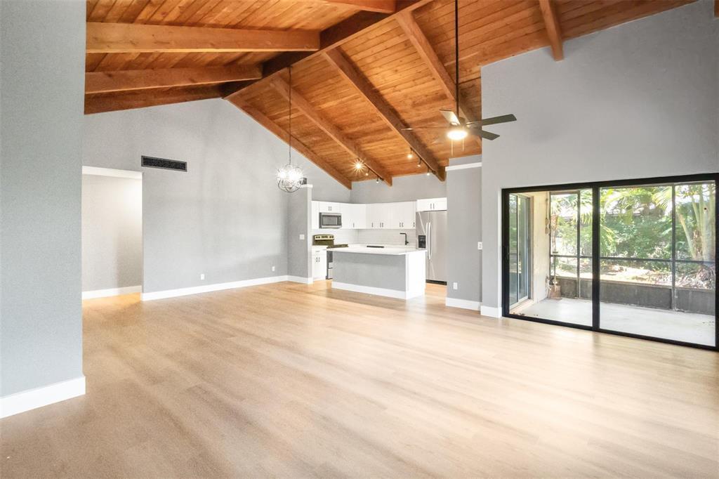 2146 Nova Village Drive, Davie, FL 33317, Davie - Photo 4