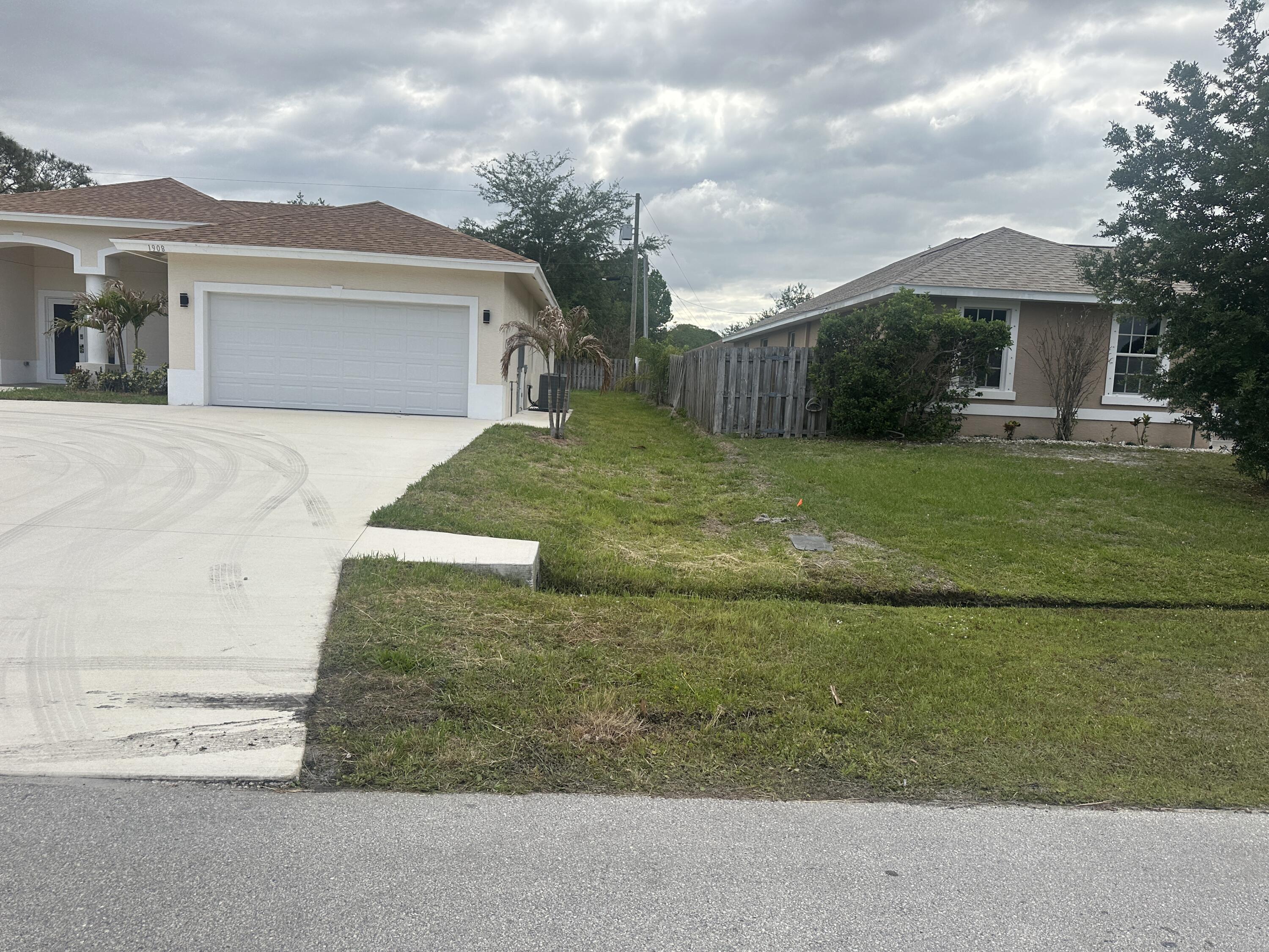 1908 SW Americana Street, Port St. Lucie, FL 34953, Port St. Lucie - Photo 3