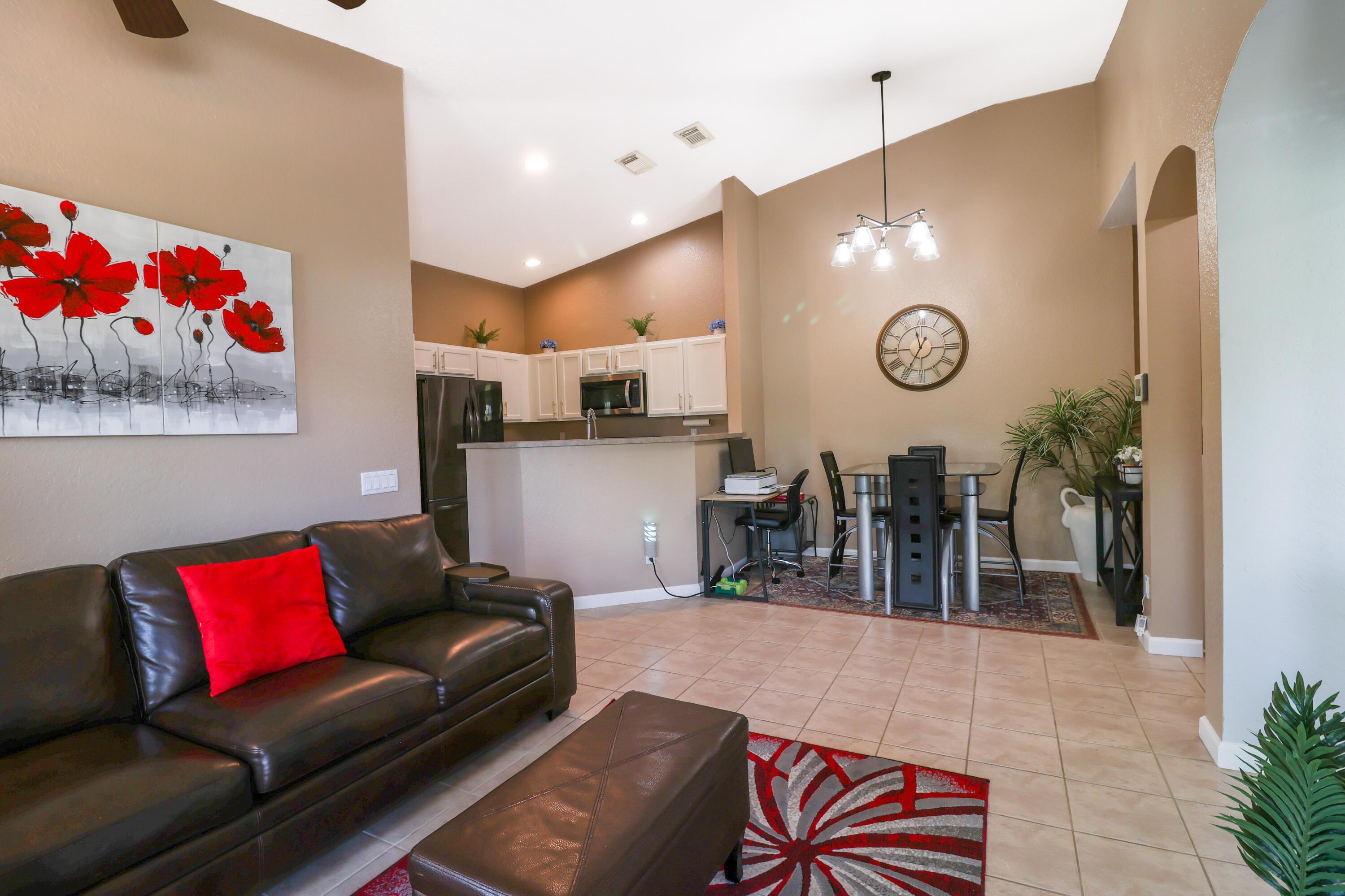 3133 Laurel Ridge Circle, Riviera Beach, FL 33404, Riviera Beach - Photo 5
