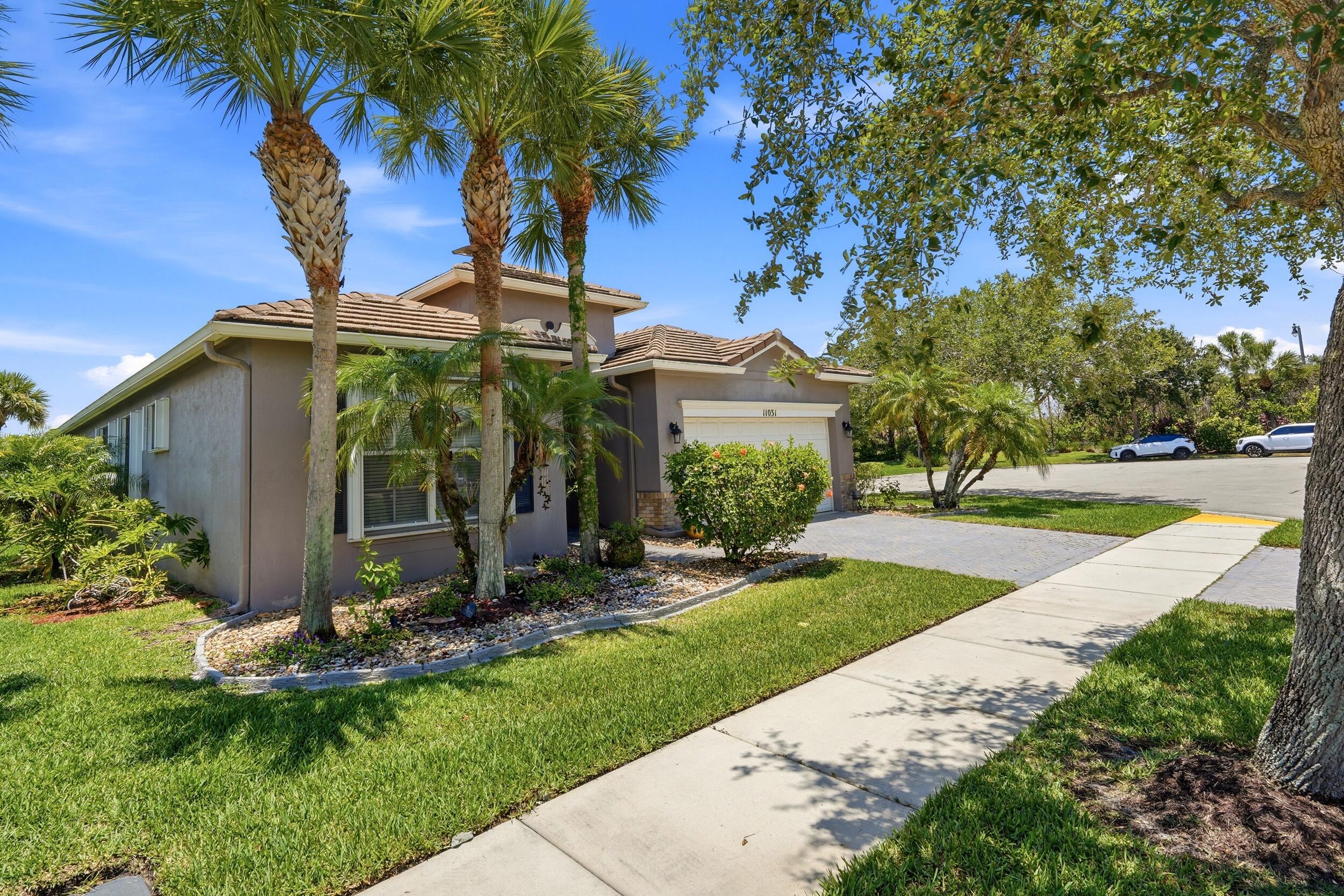 11031 SW Dunhill Court, Port St. Lucie, FL 34987, Port St. Lucie - Photo 2