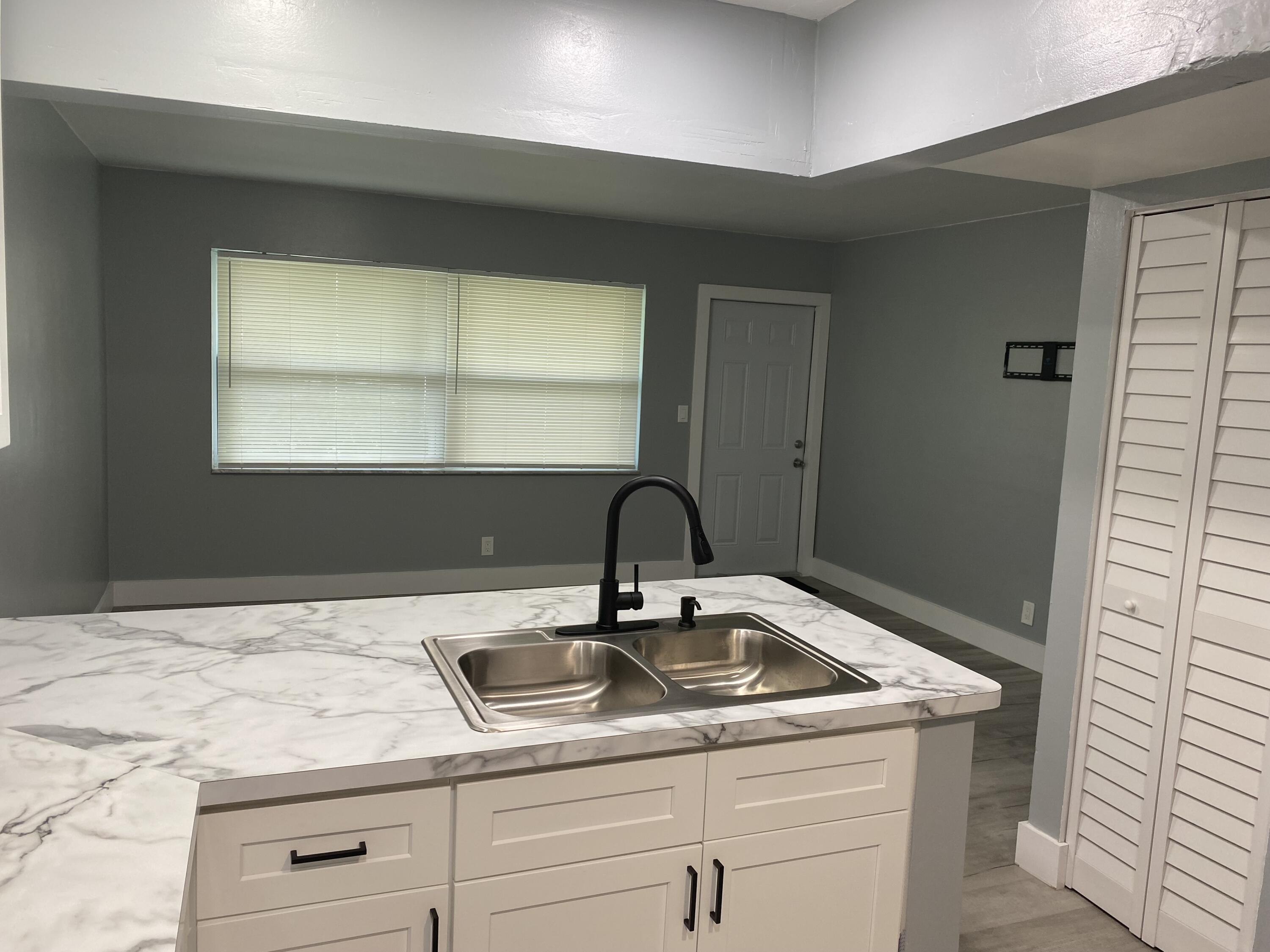 207 NW 32nd Court 106, Pompano Beach, FL 33064, Pompano Beach - Photo 3