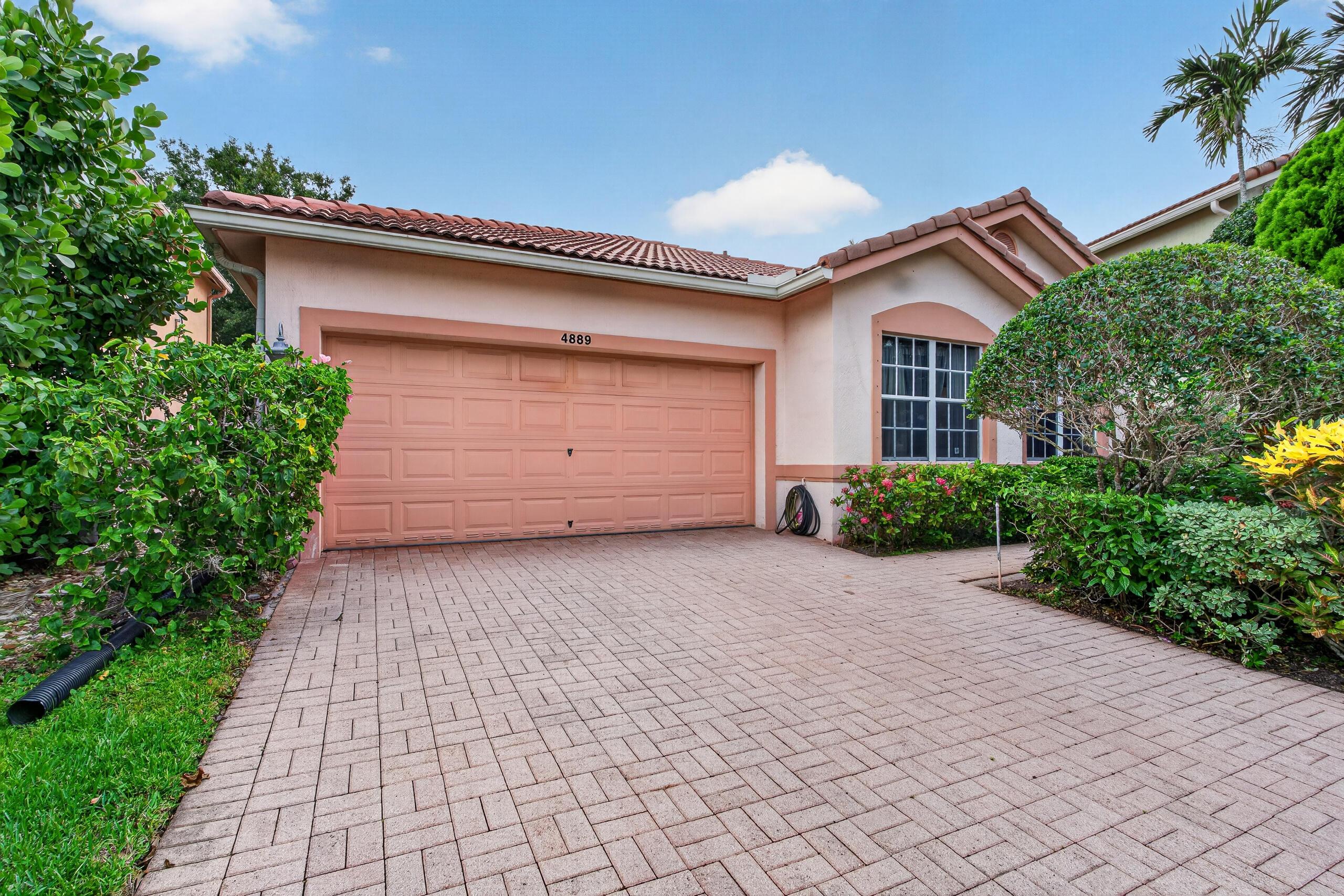 4889 N Classical Boulevard, Delray Beach, FL 33445, Delray Beach - Photo 4