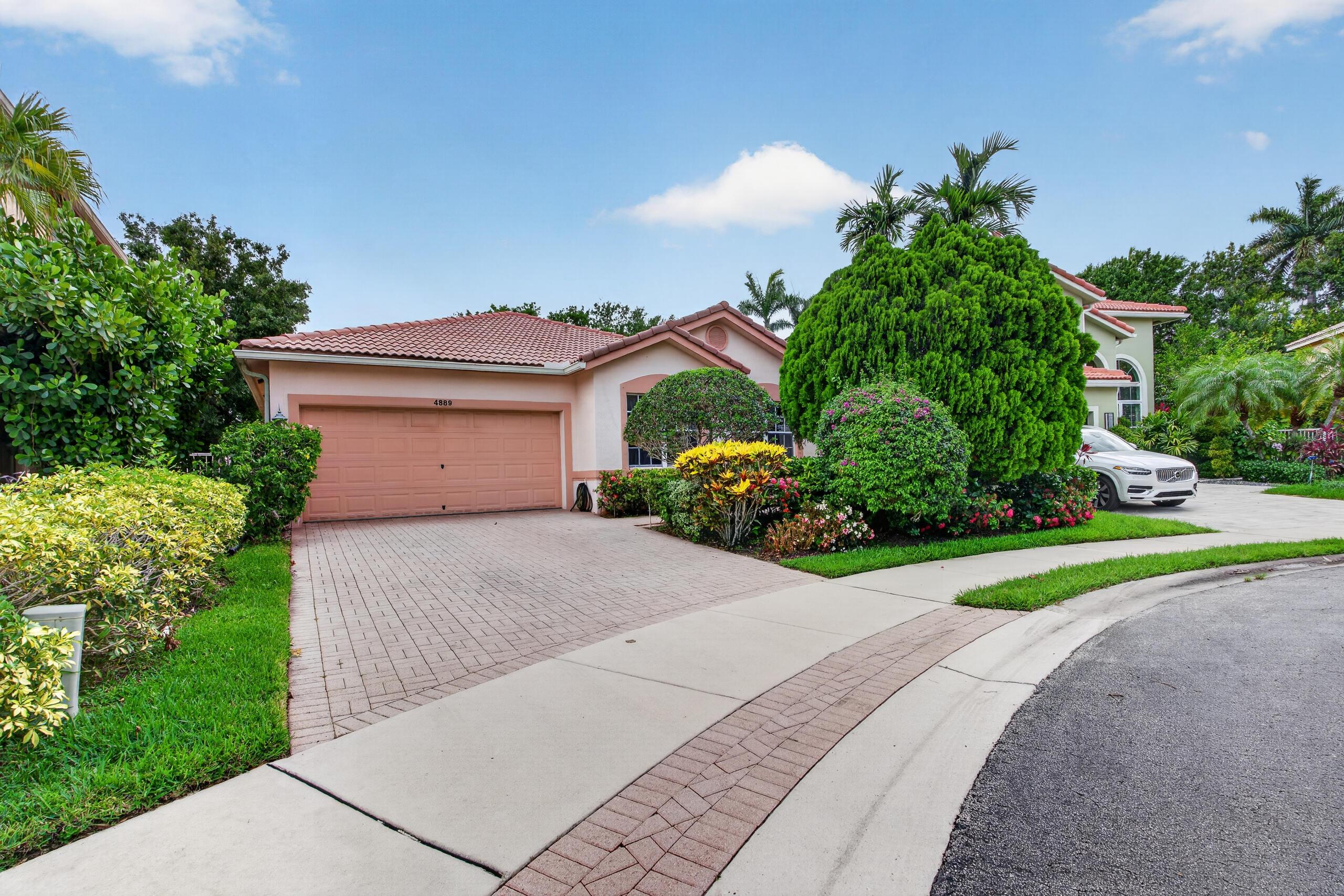 4889 N Classical Boulevard, Delray Beach, FL 33445, Delray Beach - Photo 3