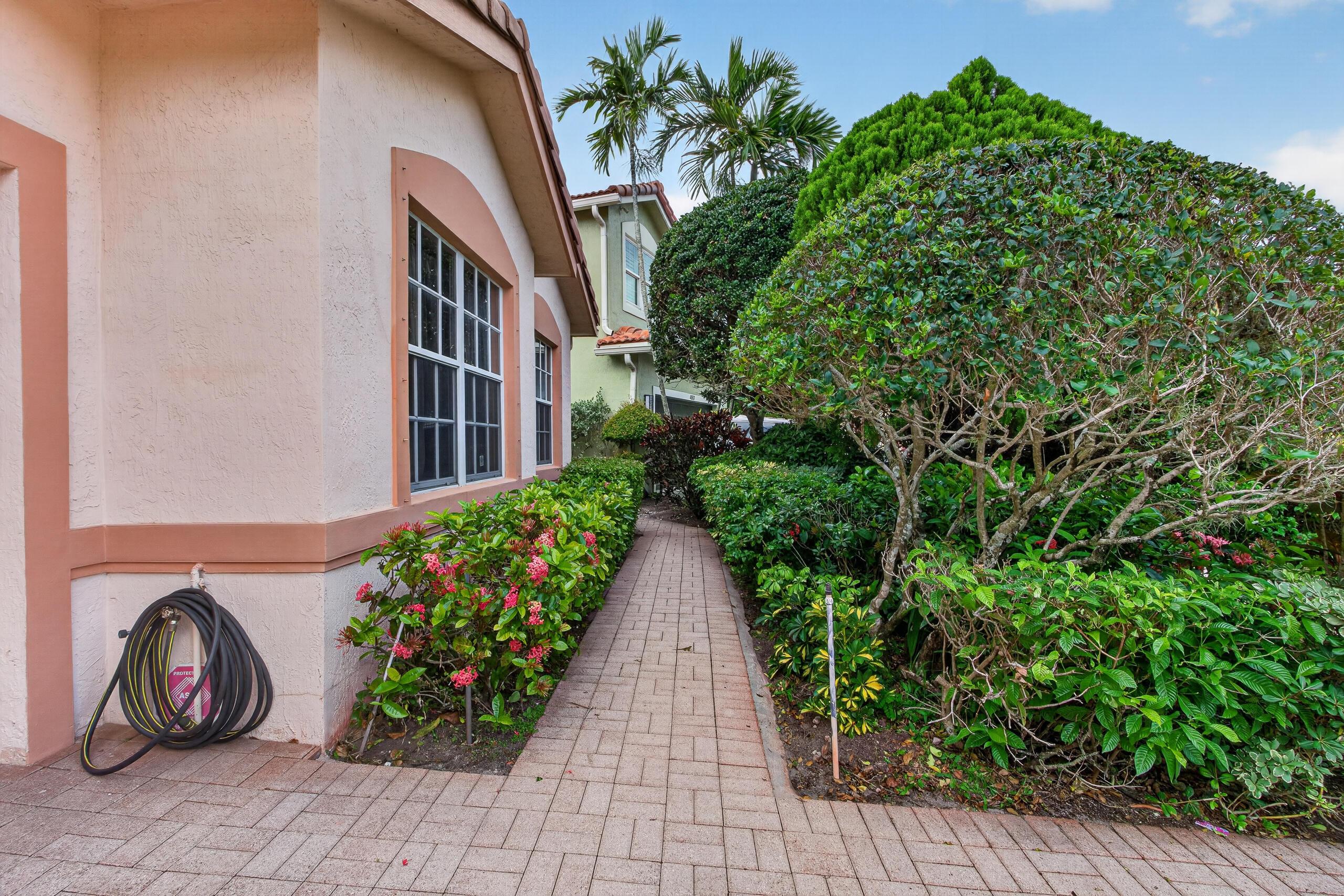 4889 N Classical Boulevard, Delray Beach, FL 33445, Delray Beach - Photo 5
