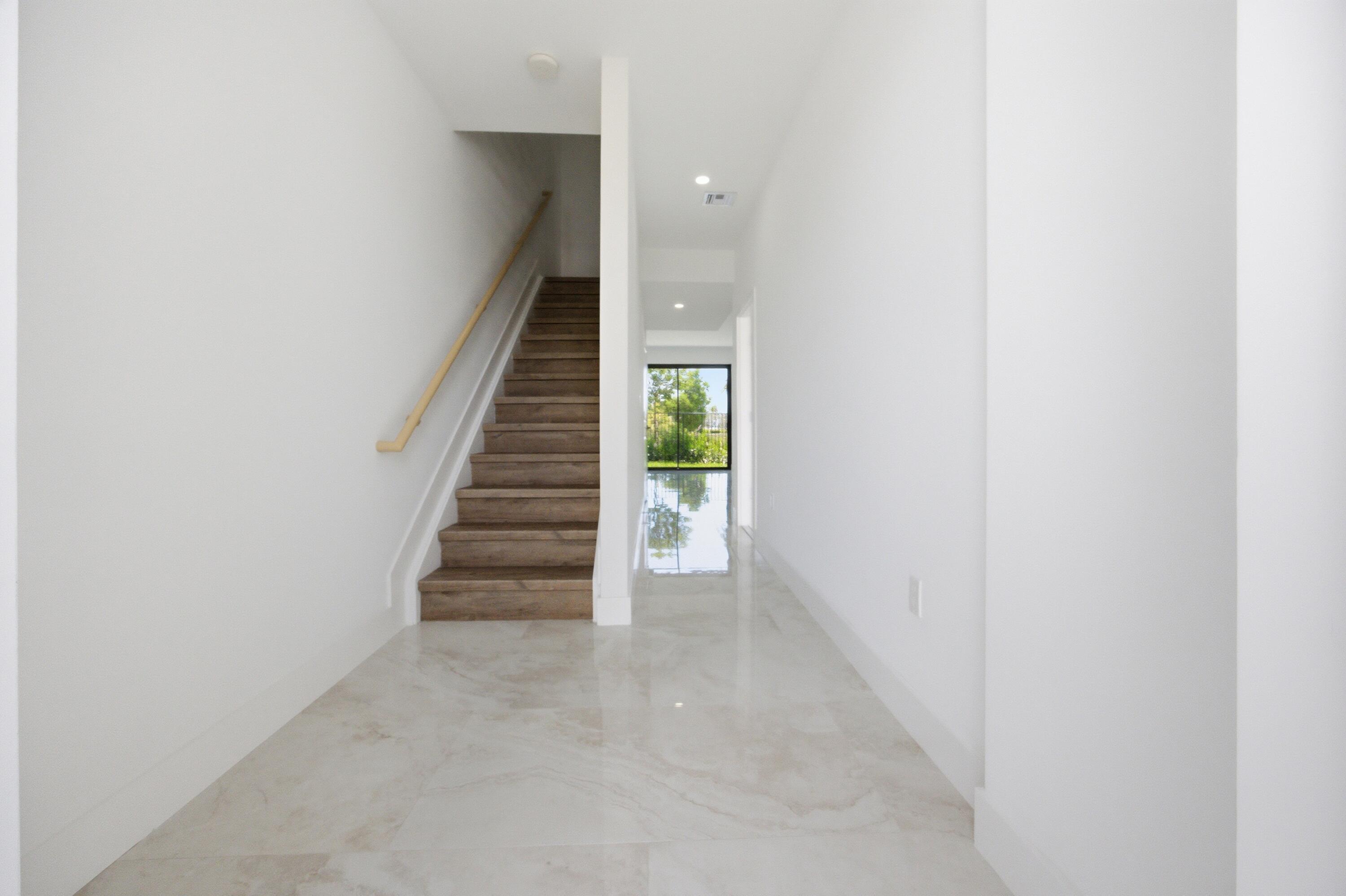 1546 NW 1st Avenue, Pompano Beach, FL 33060, Pompano Beach - Photo 3
