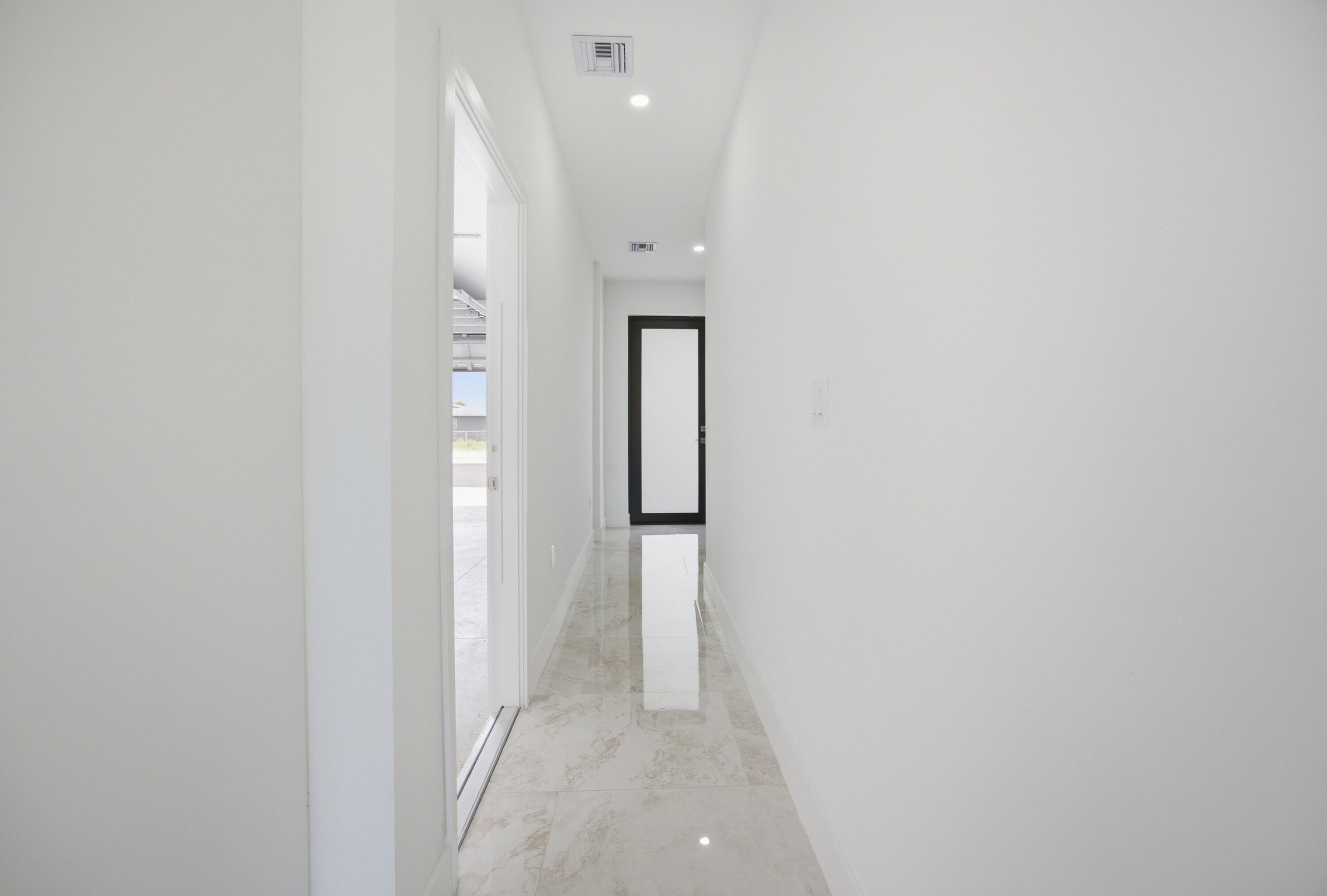 1546 NW 1st Avenue, Pompano Beach, FL 33060, Pompano Beach - Photo 4