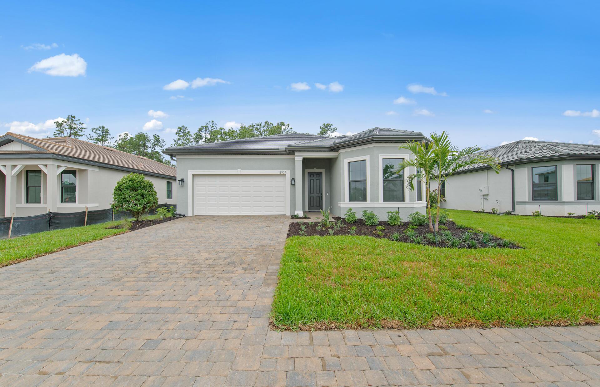 2107 Freemont Drive, Naples, FL 34120, Naples