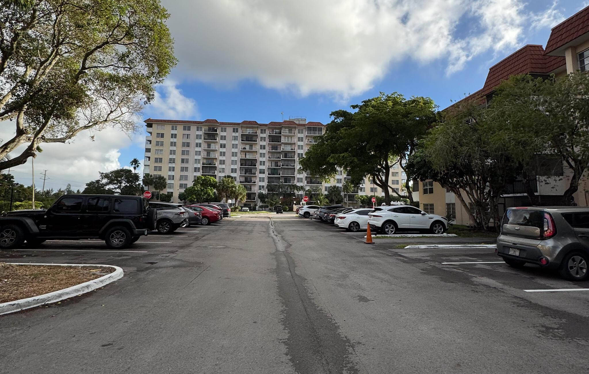 4166 Inverrary Drive 104, Lauderhill, FL 33319, Lauderhill - Photo 5