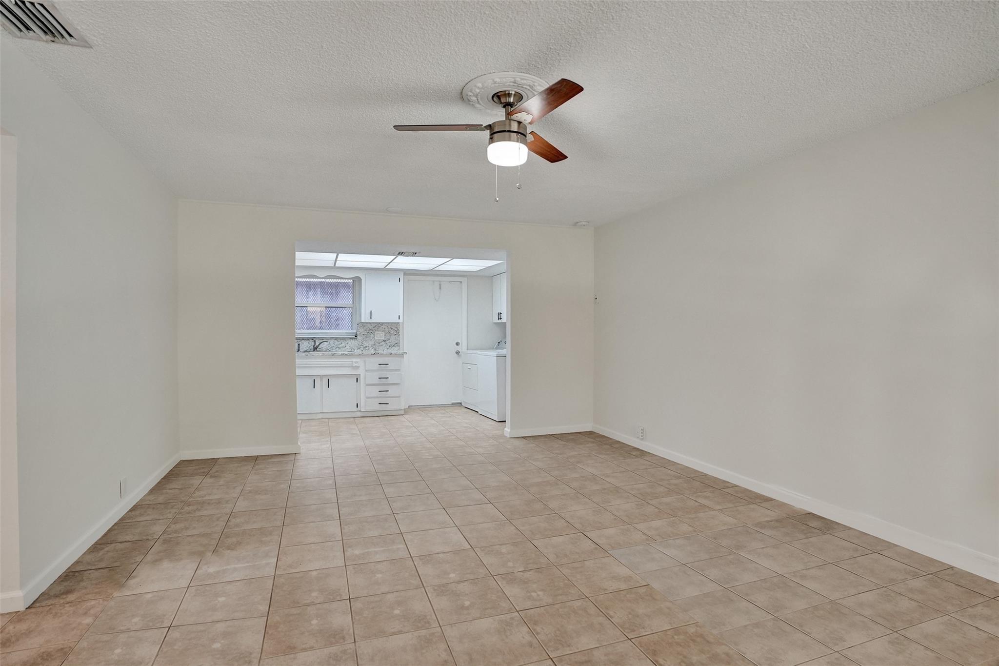 4240 NW 21st Avenue 2, Oakland Park, FL 33309, Oakland Park - Photo 2