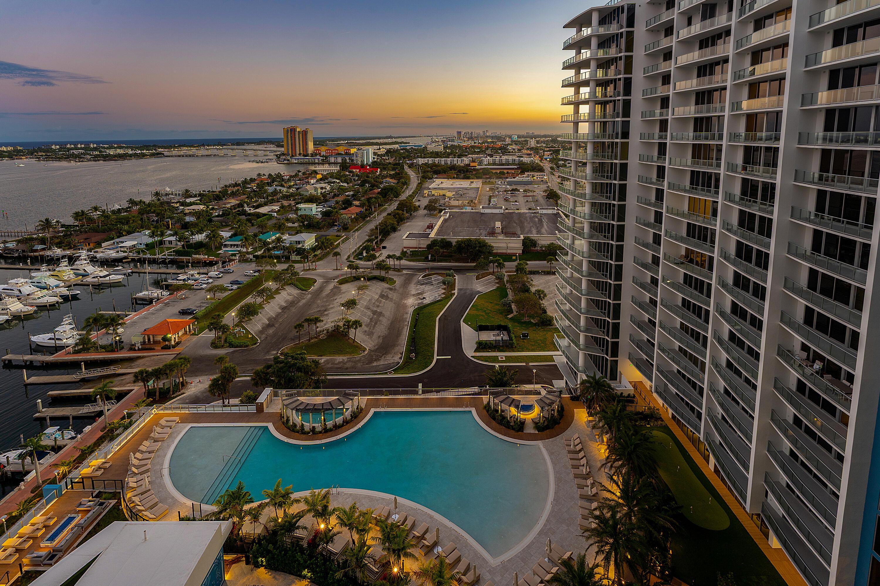 220 Lake Shore Drive 1911, Lake Park, FL 33403, Lake Park - Photo 5