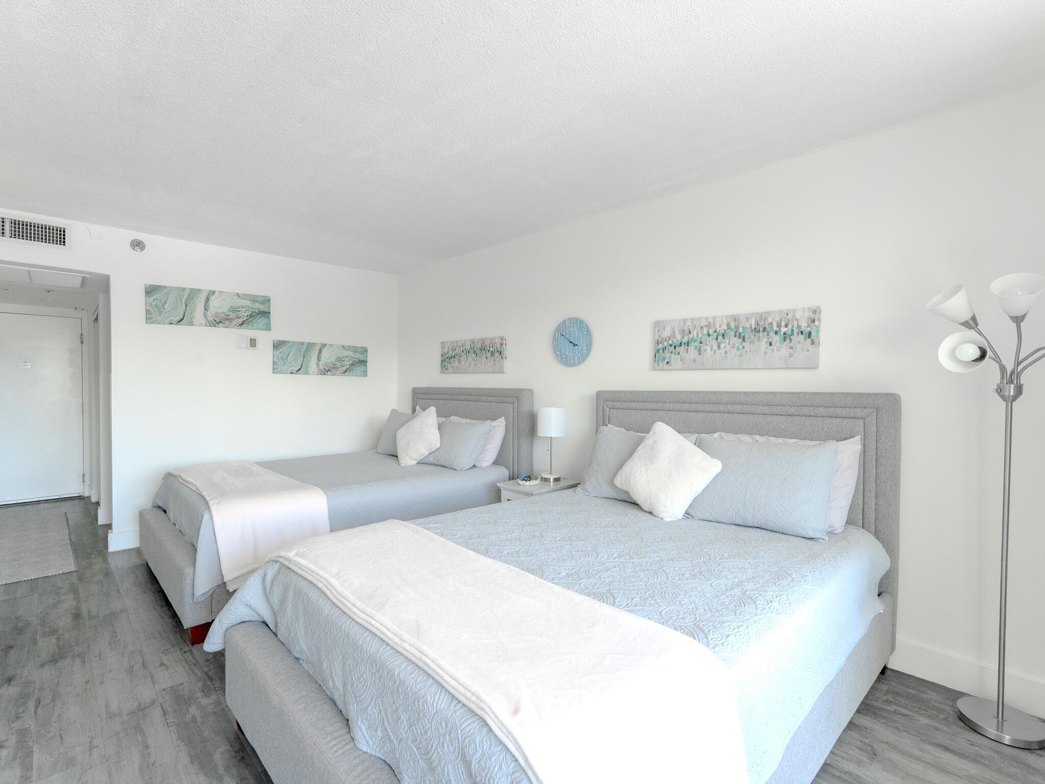 19201 Collins Avenue 1038, Sunny Isles Beach, FL 33160, Sunny Isles Beach - Photo 2