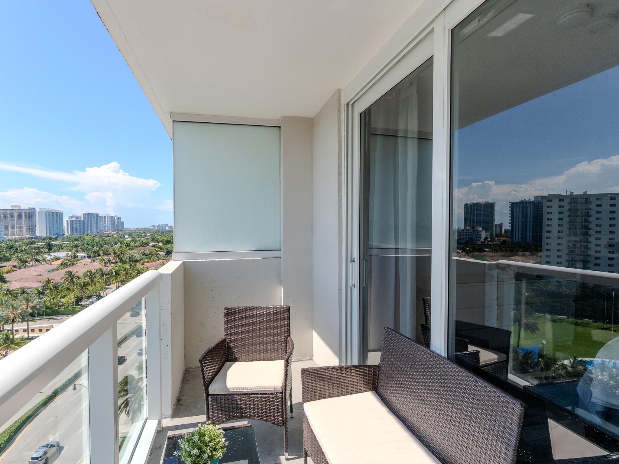 19201 Collins Avenue 1038, Sunny Isles Beach, FL 33160, Sunny Isles Beach - Photo 3