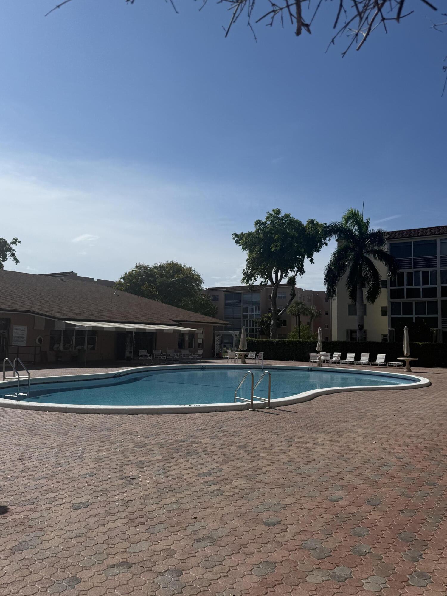 2811 Somerset Drive 118, Lauderdale Lakes, FL 33311, Lauderdale Lakes - Photo 3