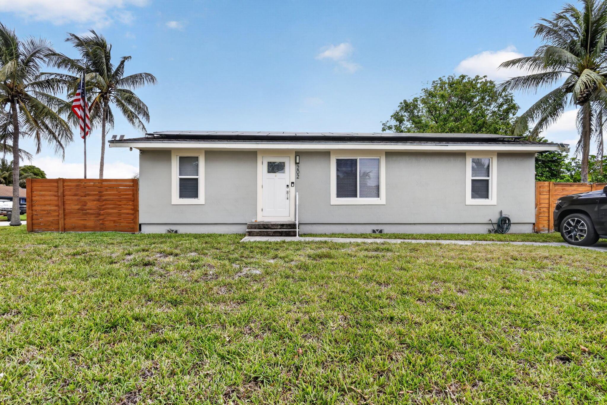202 Elaine Circle W, West Palm Beach, FL 33409, West Palm Beach