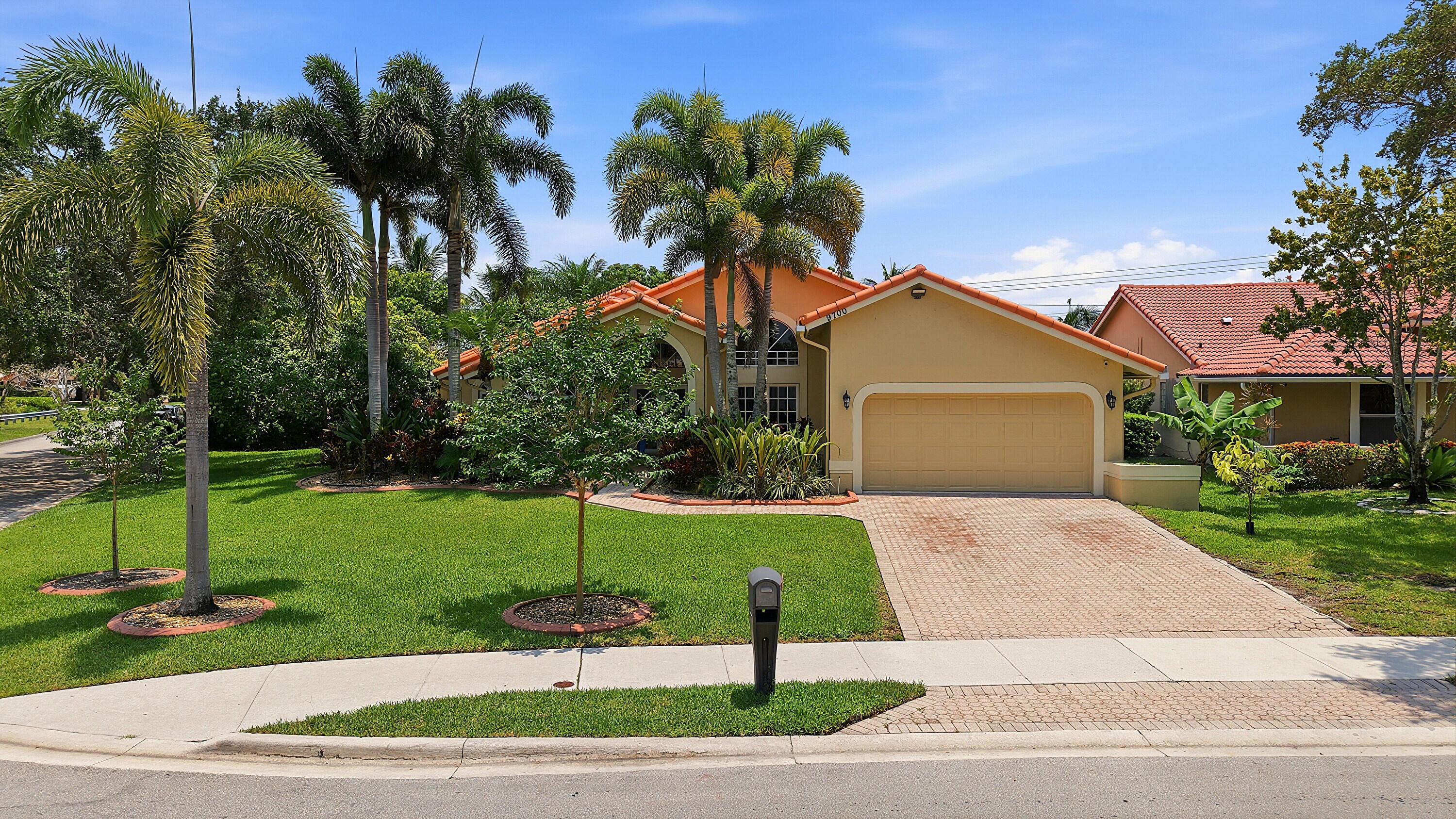 9700 NW 48th Drive, Coral Springs, FL 33076, Coral Springs - Photo 4