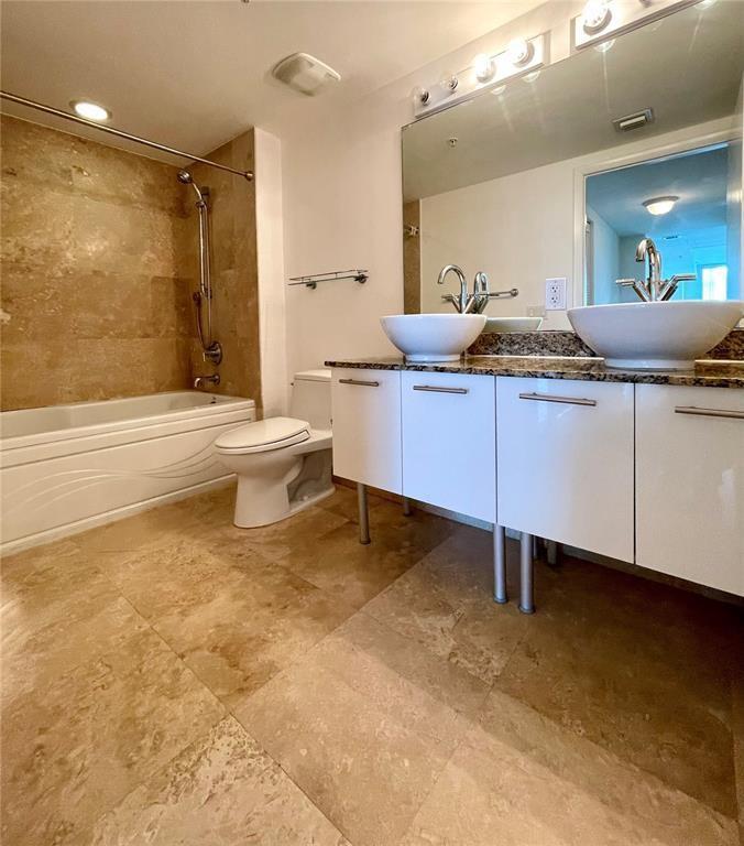 41 SE 5th Street 1615, Miami, FL 33131, Miami - Photo 3