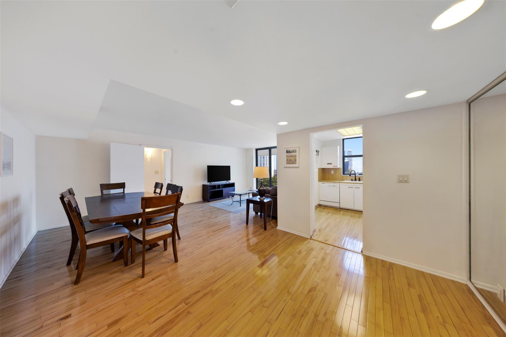 18181 NE 31st Court 804, Aventura, FL 33160, Aventura - Photo 2