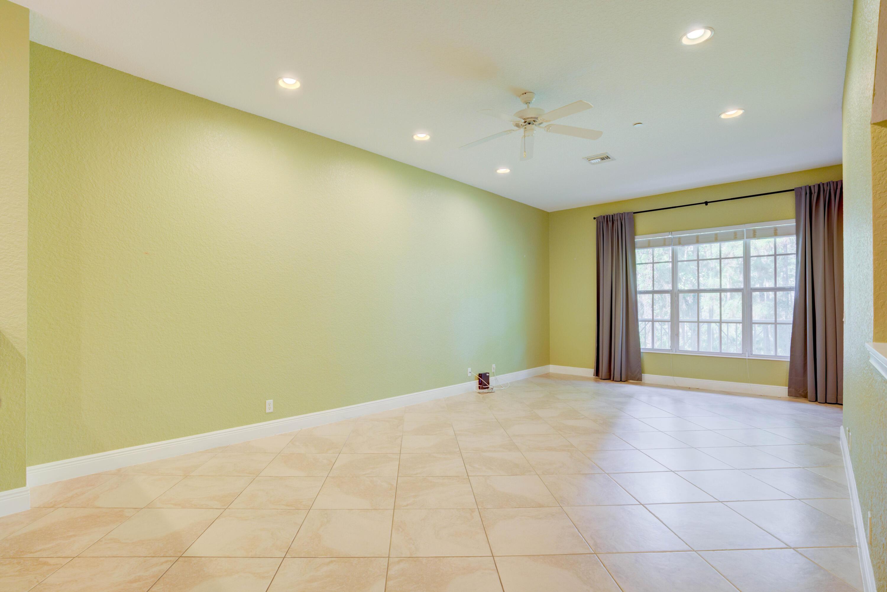 5113 Artesa Way W, Palm Beach Gardens, FL 33418, Palm Beach Gardens - Photo 4