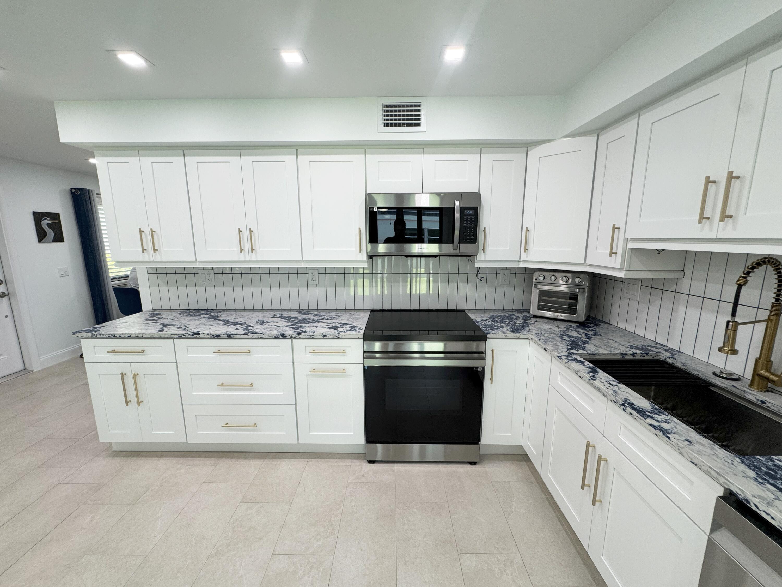 18 Piedmont A, Delray Beach, FL 33484, Delray Beach - Photo 5