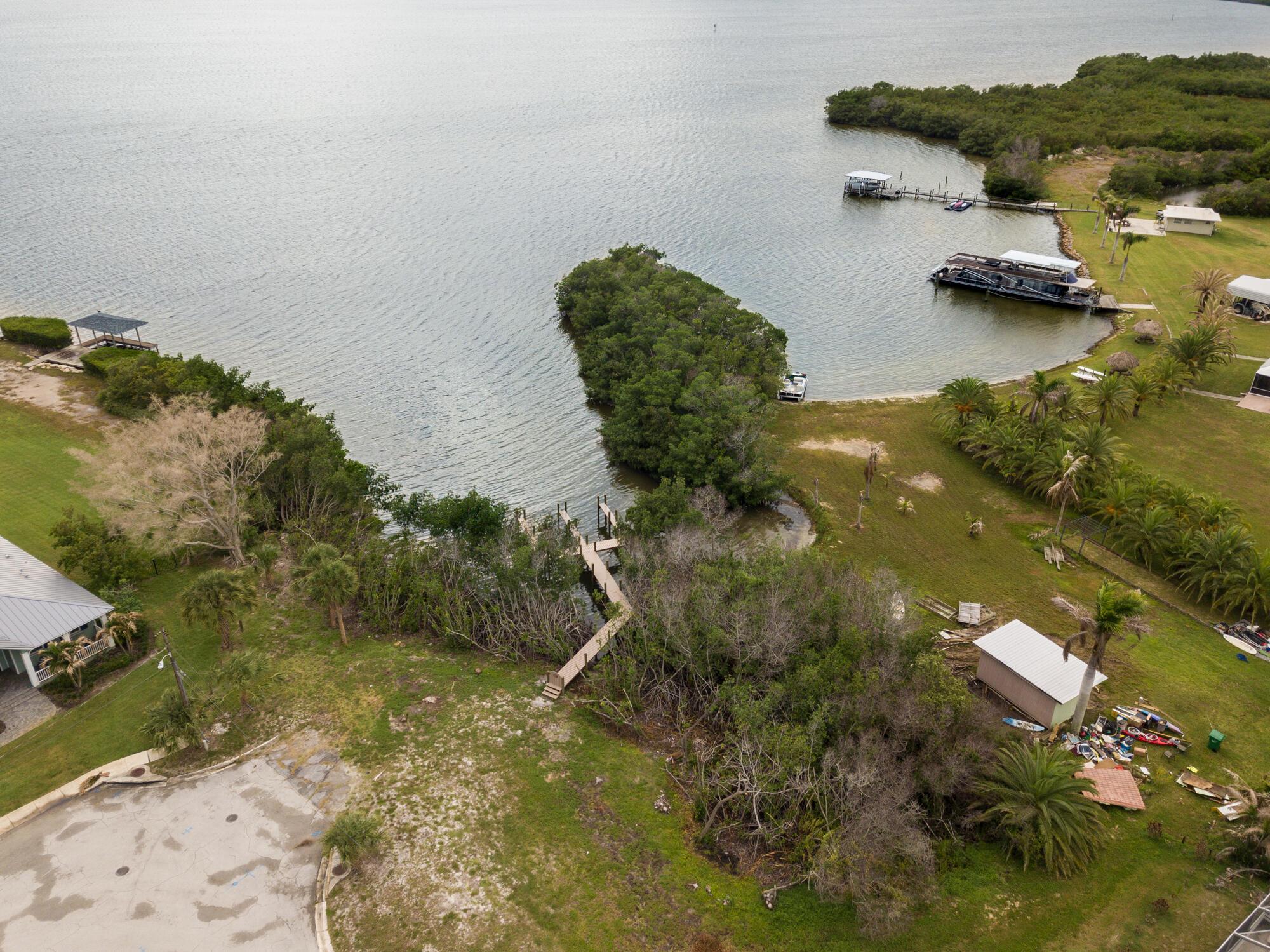 1540 Outer Drive, Merritt Island, FL 32952, Merritt Island - Photo 5