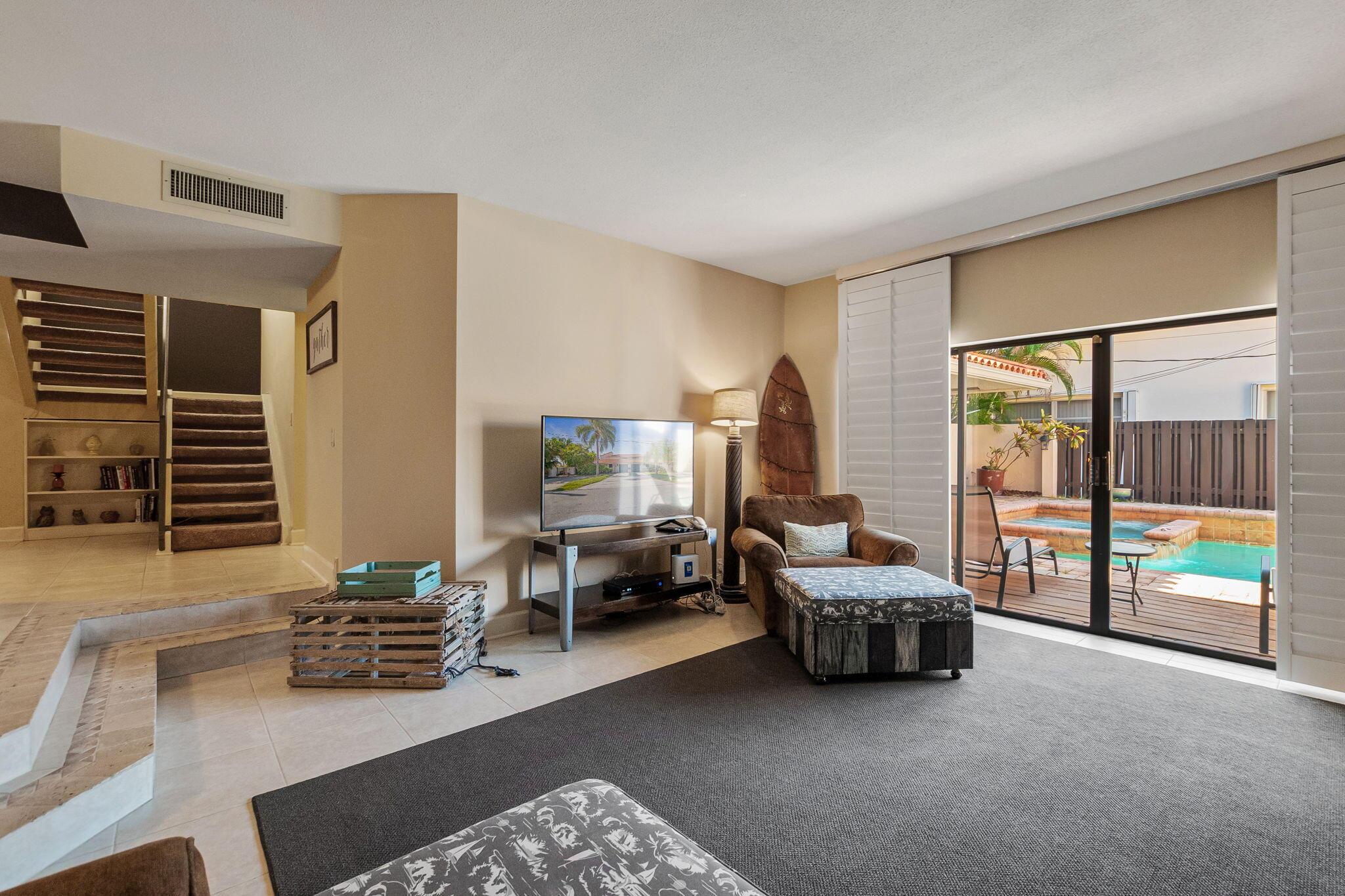 4850 NE 25th Avenue West, Fort Lauderdale, FL 33308, Fort Lauderdale - Photo 5