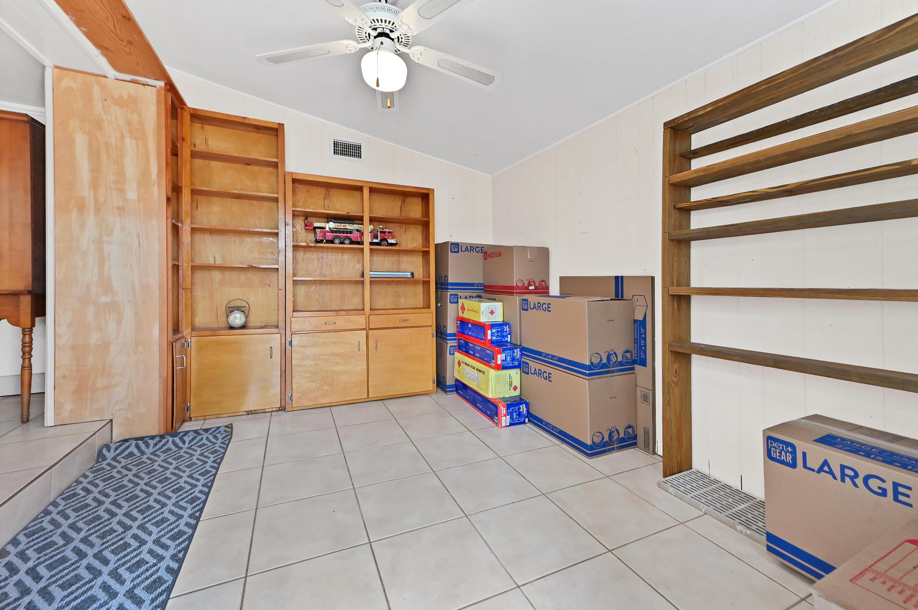 3892 Nowata Road, Lake Worth, FL 33462, Lake Worth - Photo 5