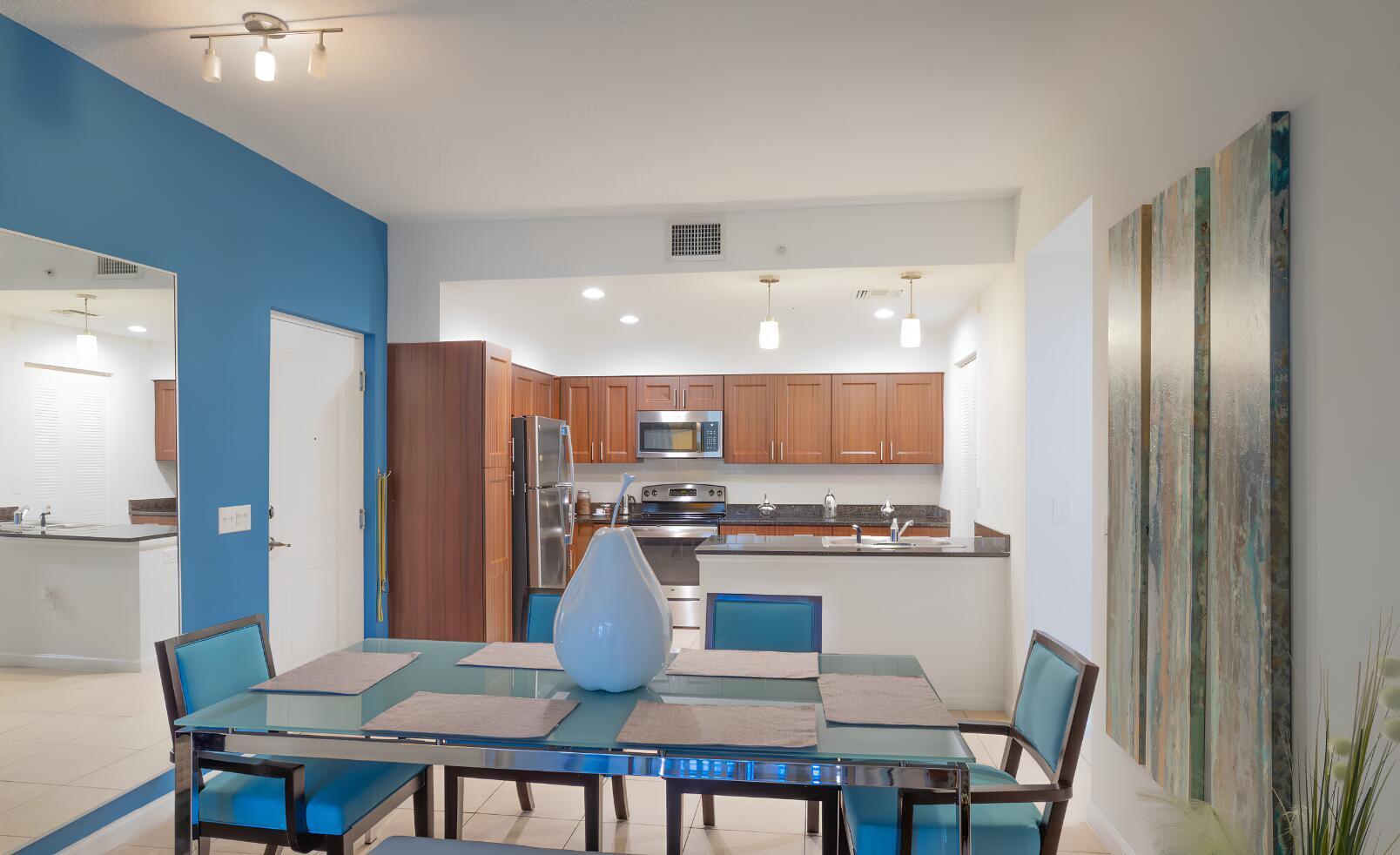 1517 Cameron Samuel Lane, West Palm Beach, FL 33401, West Palm Beach - Photo 4