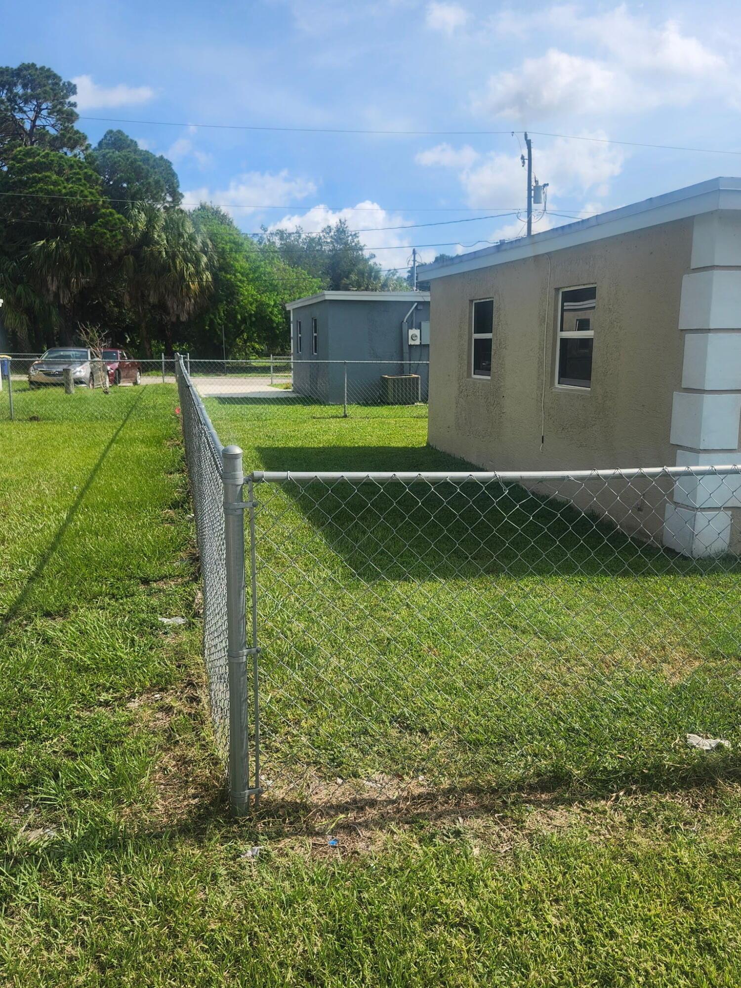 2504 Wilkins Avenue, Fort Pierce, FL 34947, Fort Pierce - Photo 2