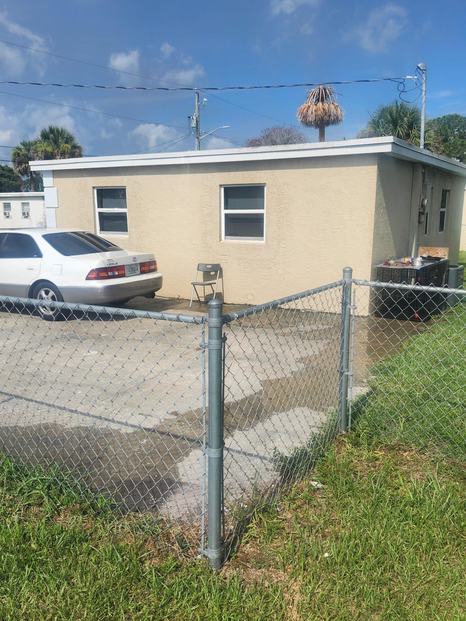 2504 Wilkins Avenue, Fort Pierce, FL 34947, Fort Pierce - Photo 3