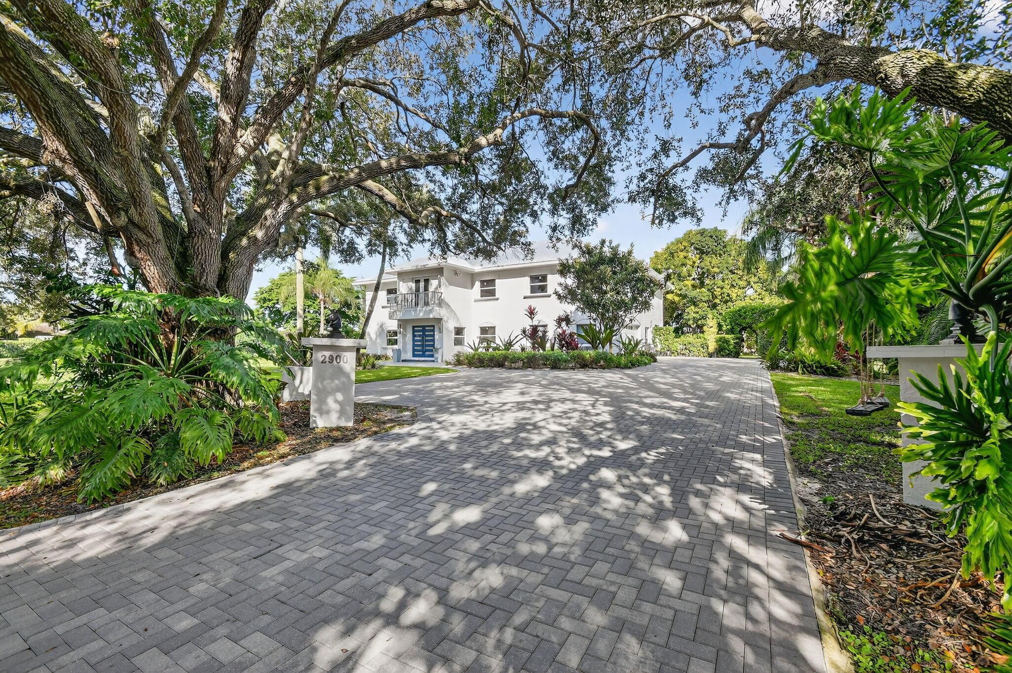 2900 Greenbriar Boulevard, Wellington, FL 33414, Wellington