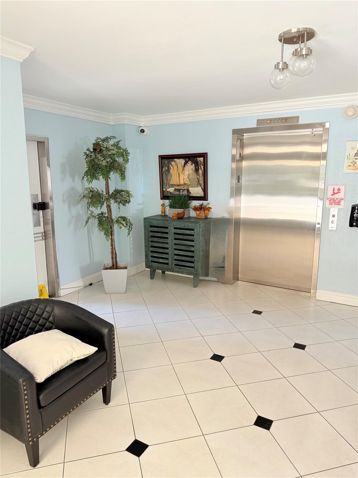 2801 N Palm Aire Drive 604, Pompano Beach, FL 33069, Pompano Beach - Photo 3