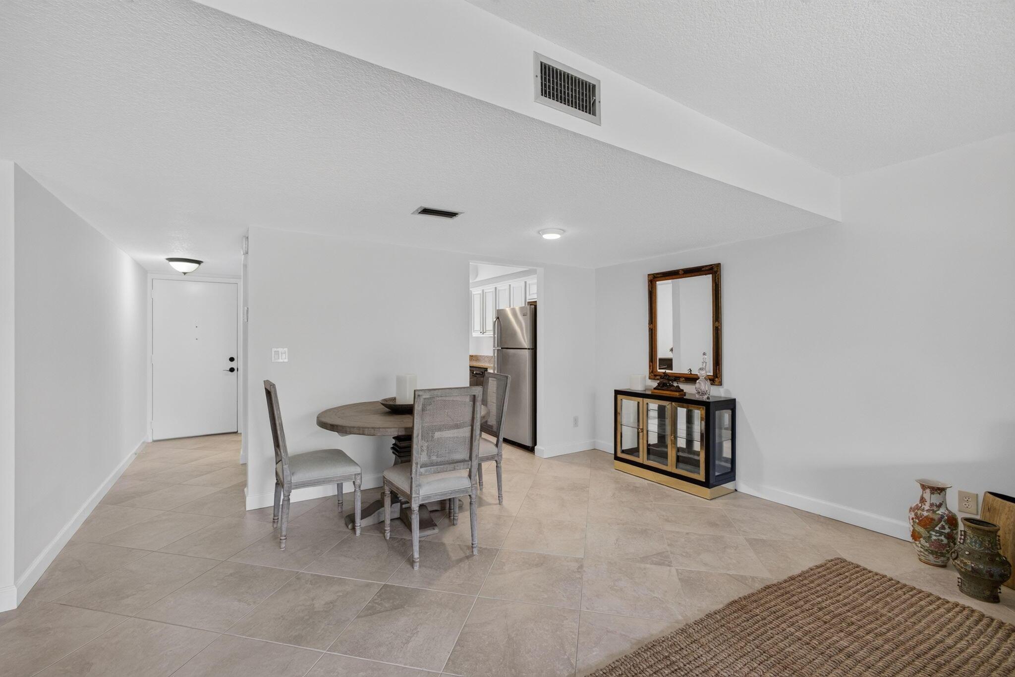 18081 SE Country Club Drive 9-83, Jupiter, FL 33469, Jupiter - Photo 4