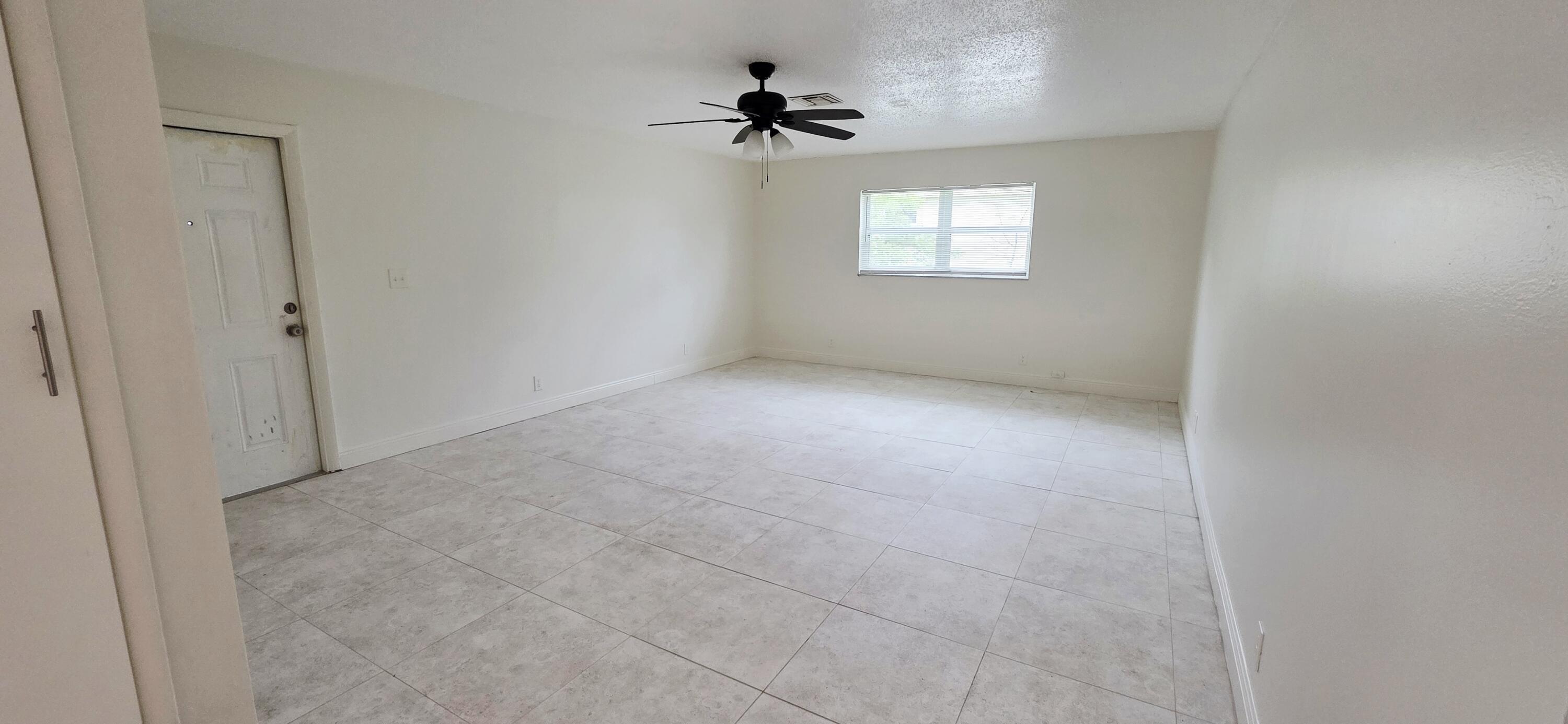 7400 Kimberly Boulevard 202a, North Lauderdale, FL 33068, North Lauderdale - Photo 5