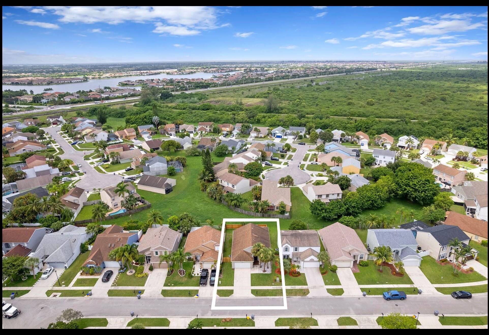 22449 Middletown Drive, Boca Raton, FL 33428, Boca Raton - Photo 2