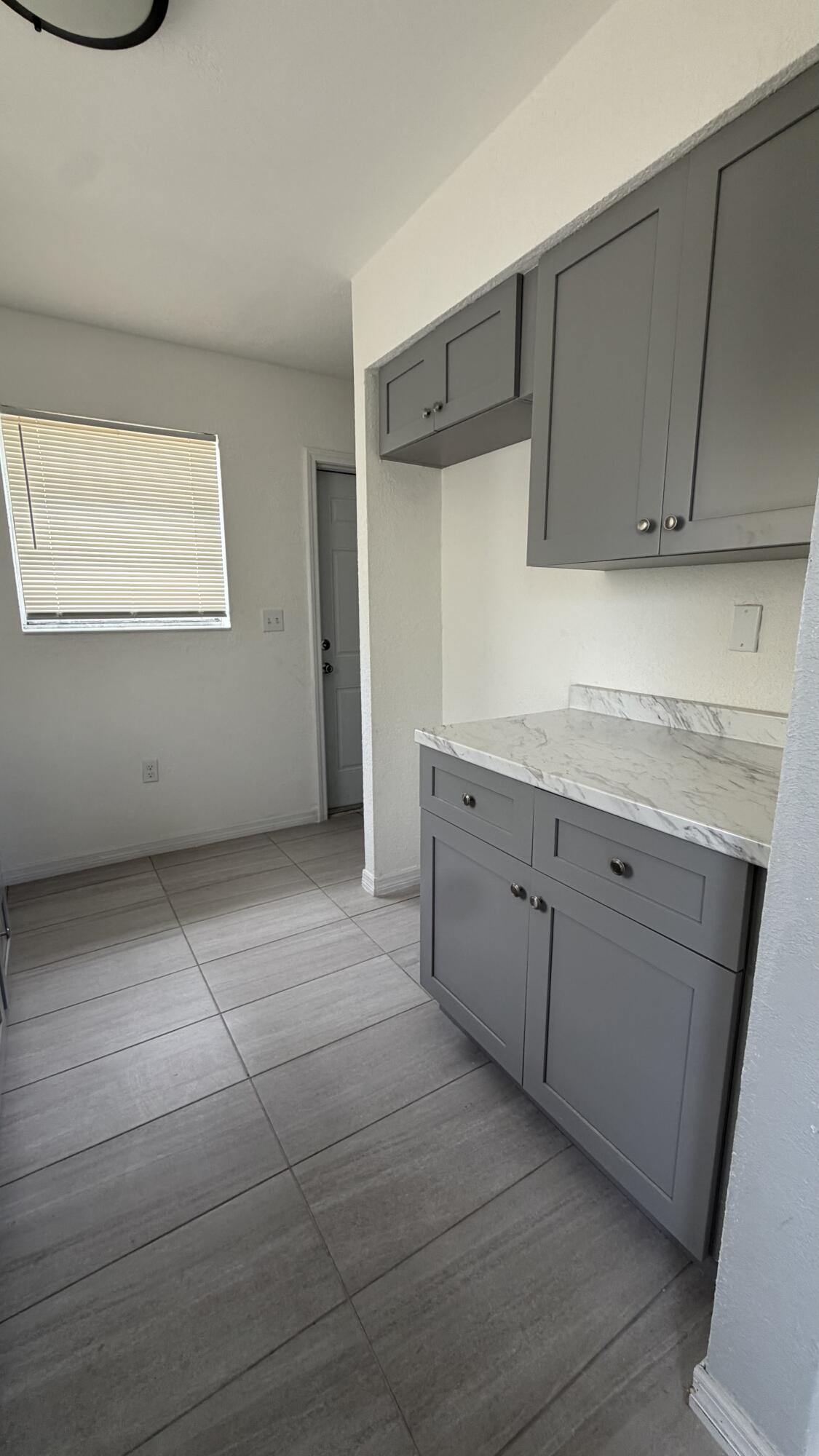1770 NW 25th Terrace, Fort Lauderdale, FL 33311, Fort Lauderdale - Photo 5