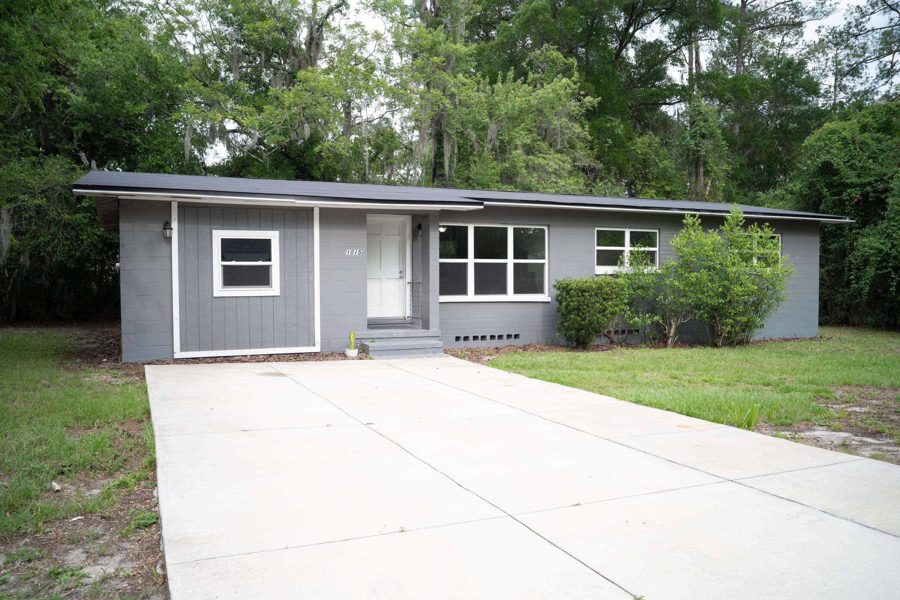 1015 SE 10th Terrace, Gainesville, FL 32601, Gainesville - Photo 2