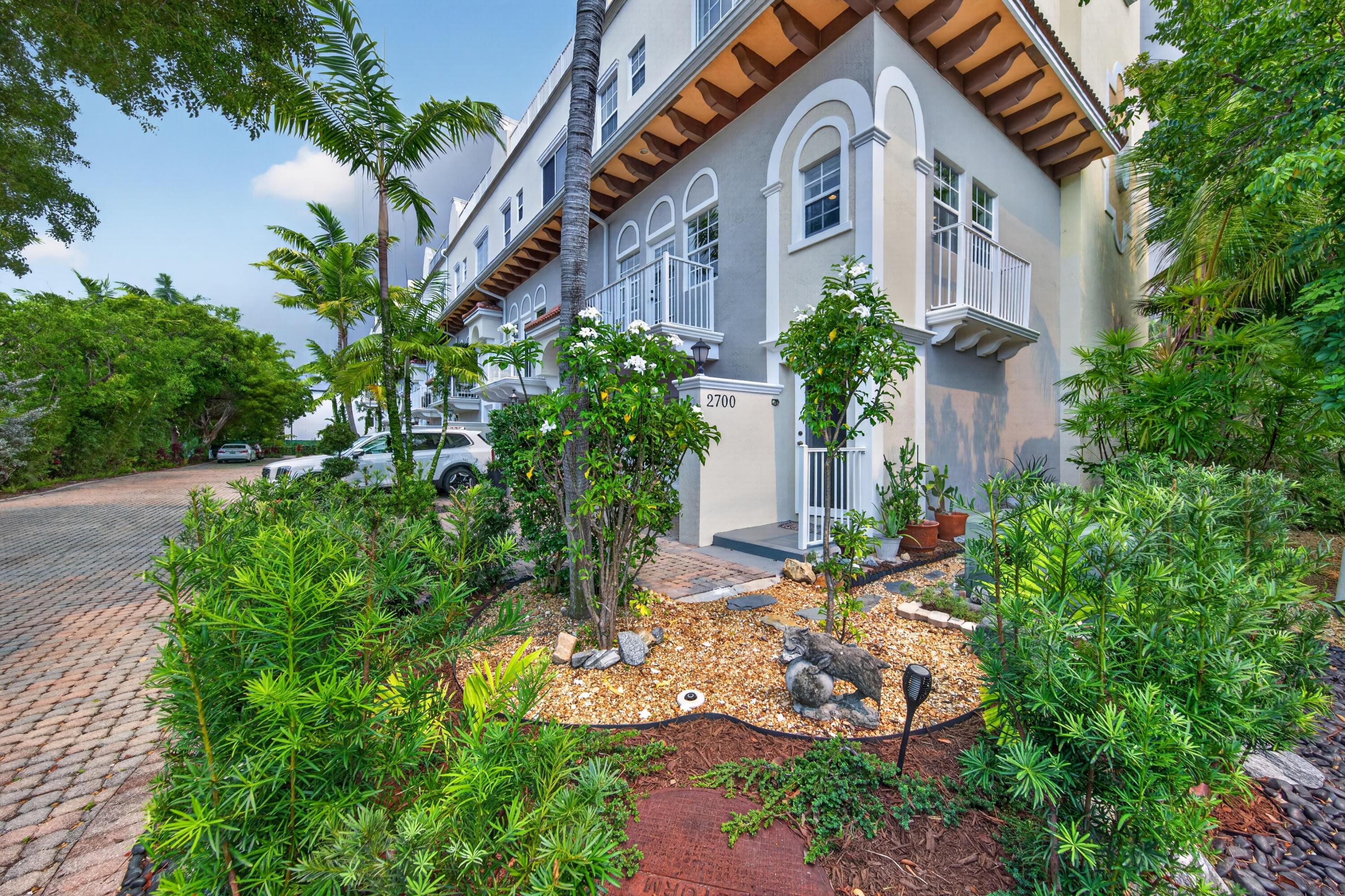 2700 NE 8th Avenue, Wilton Manors, FL 33334, Wilton Manors