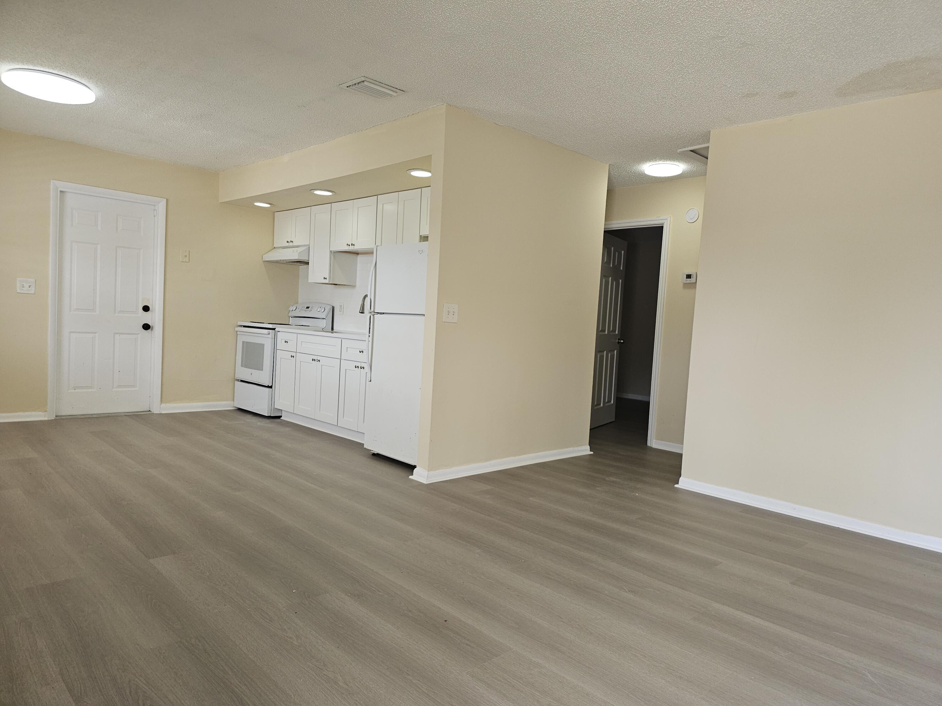 4641 Myla Lane, West Palm Beach, FL 33417, West Palm Beach - Photo 2